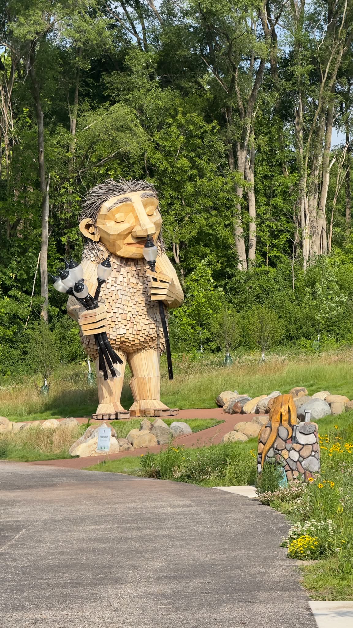 Mama Rosa roadside attraction in Wisconsin