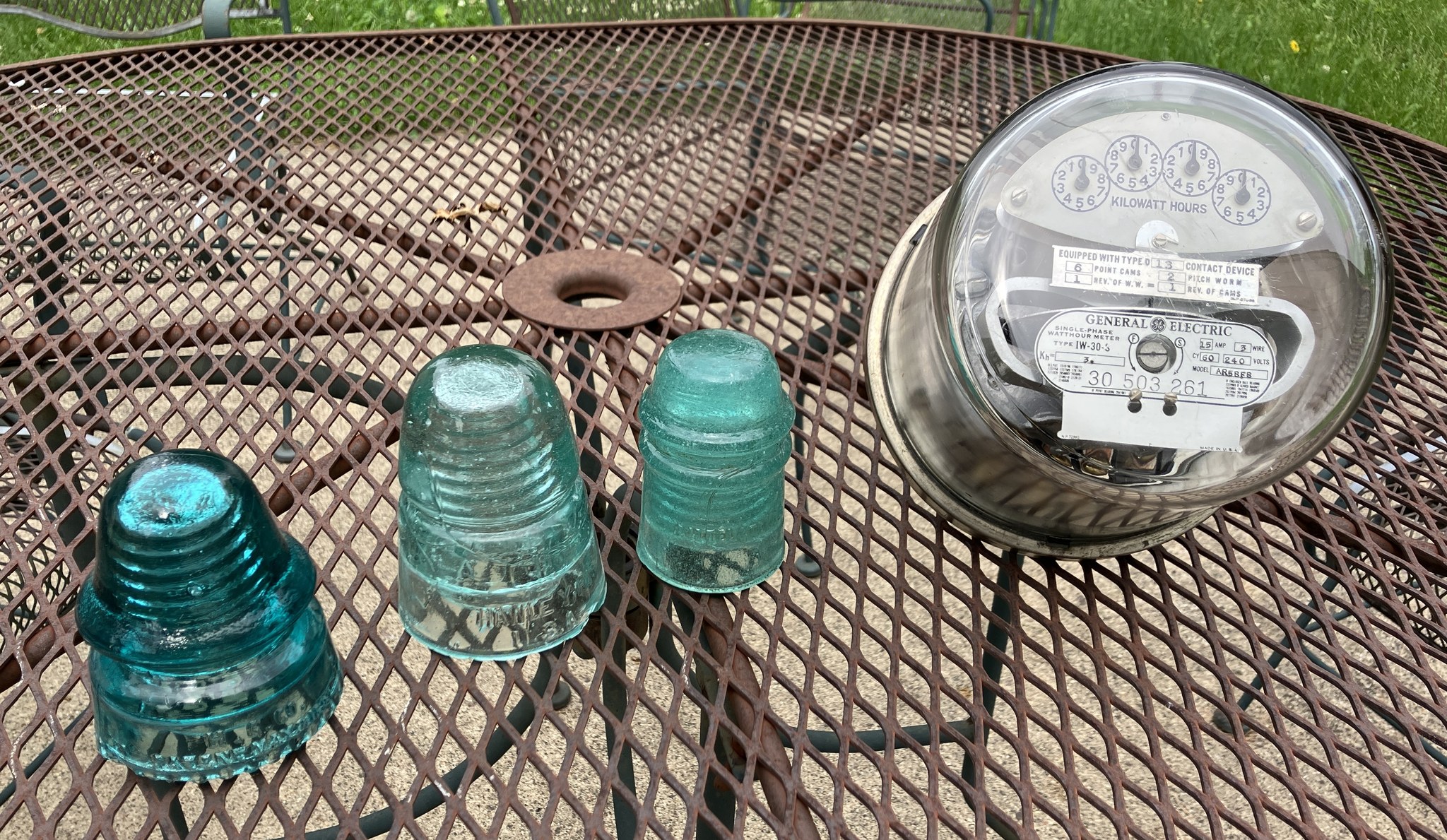 Insulator finds from Tama meet including Prismic CDs and Hawley