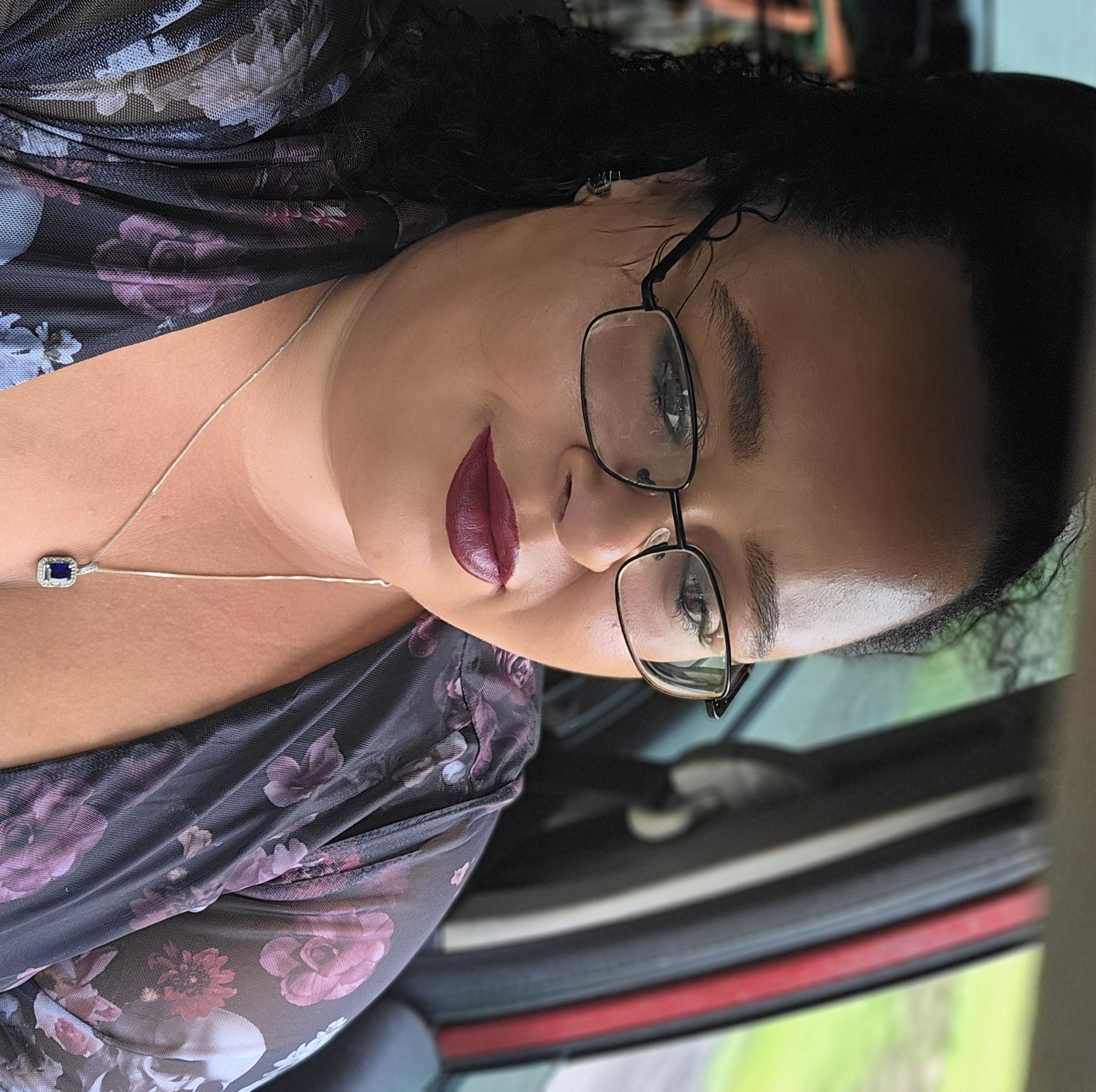 Amber Richard - Apparently I need to clarify this. I am a... | Facebook