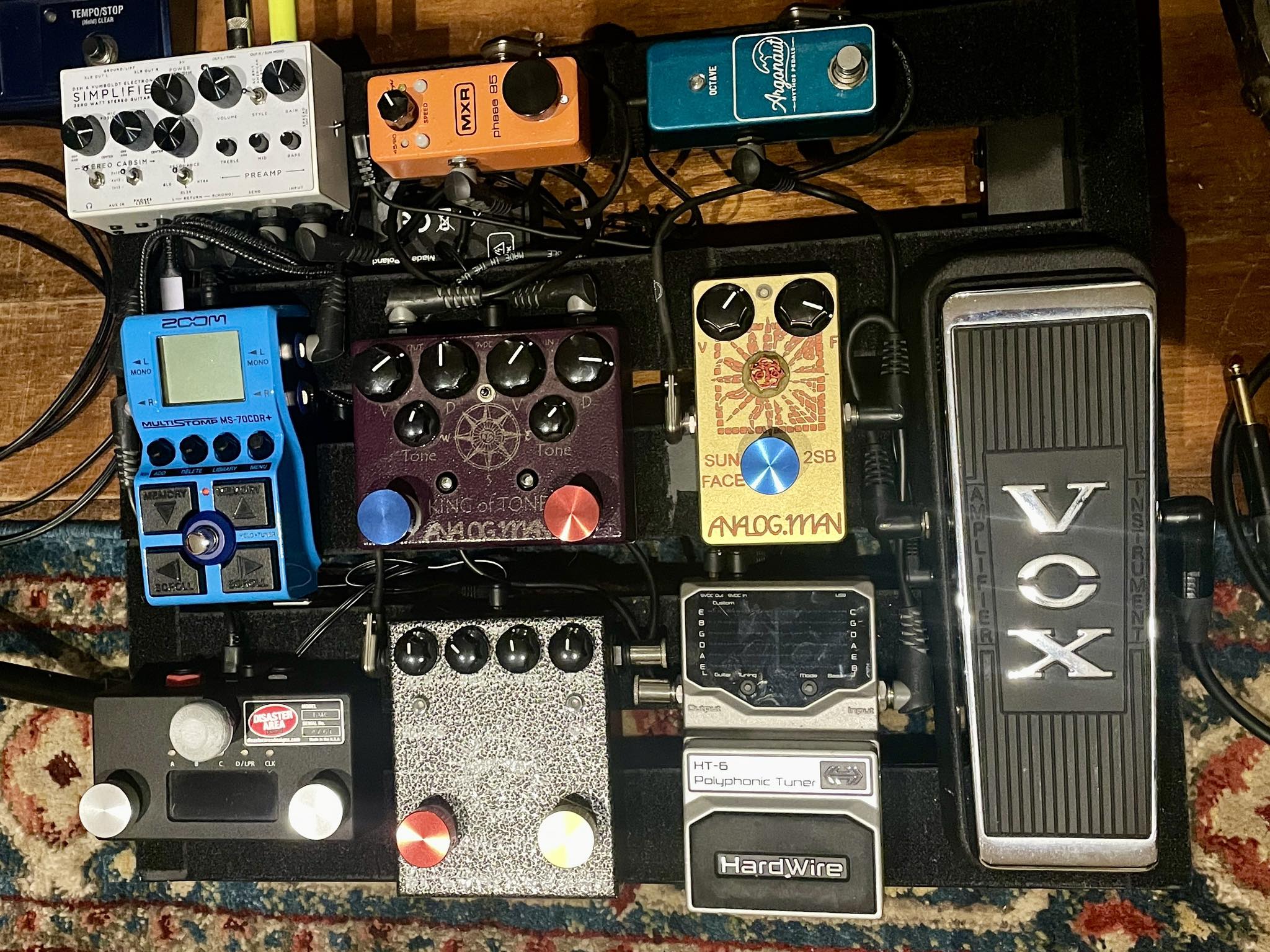 What distortion pedal fits between Rat and Big Muff for shoegaze