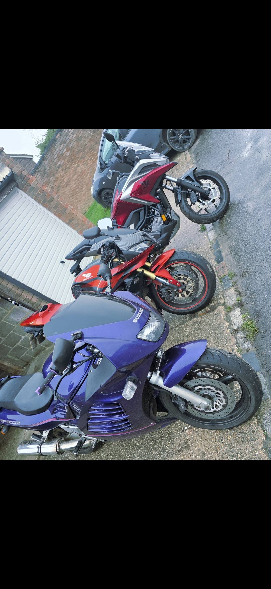 さとし My motorcycle collection: Suzuki RF900R, Honda NC750X, and Honda