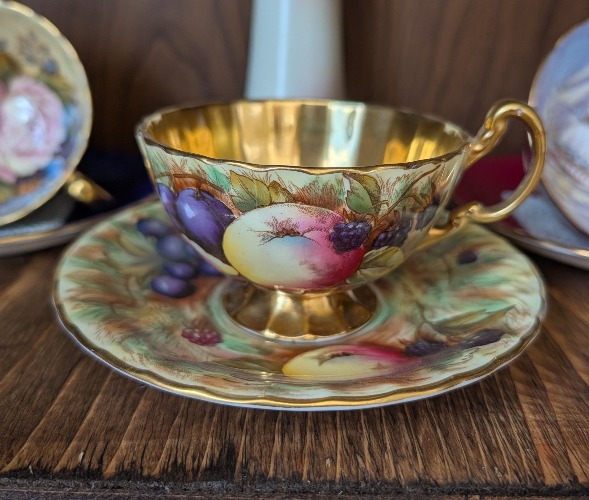Aynsley Orchard Gold china samples