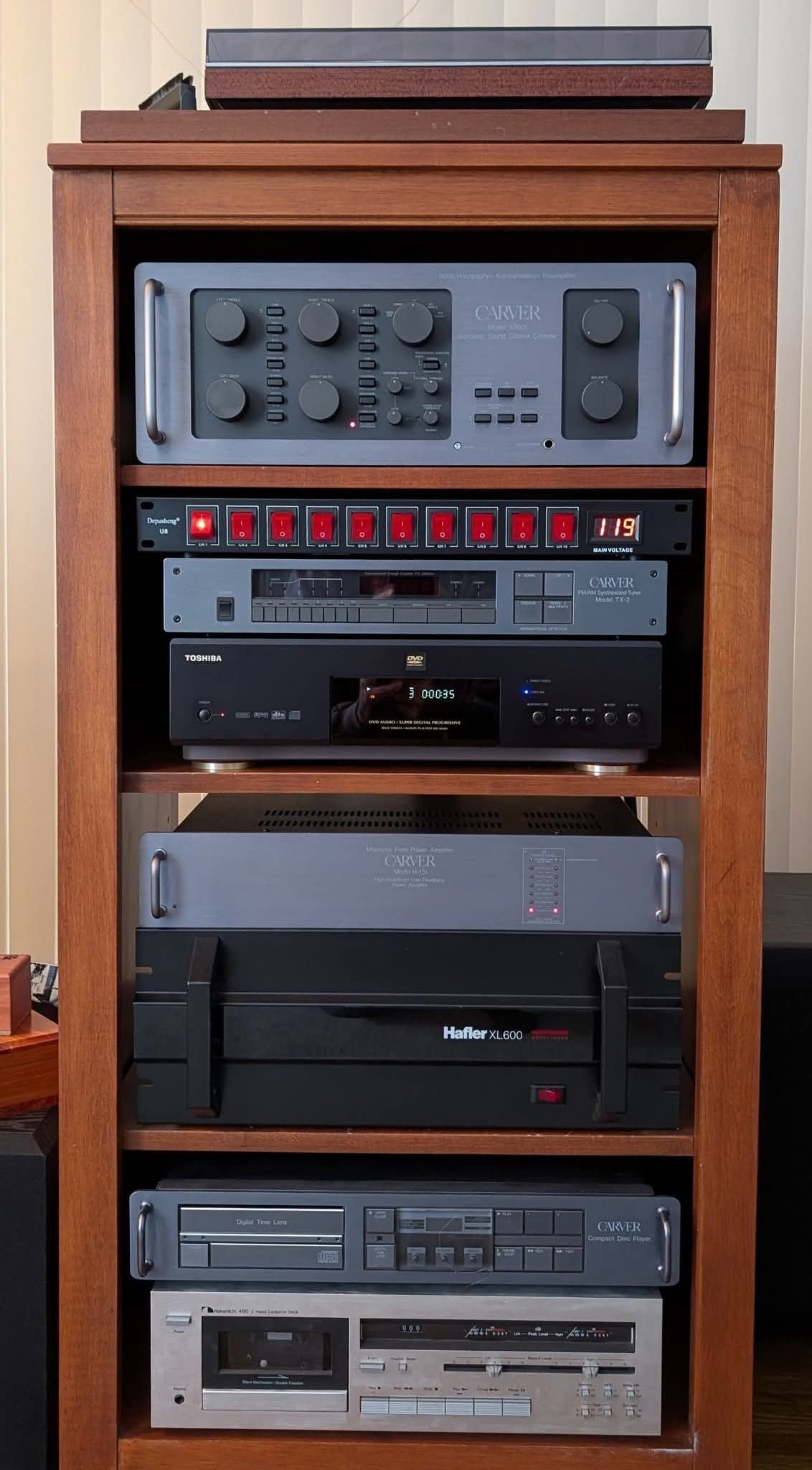 My mint beosound 3000 mk2 with the beolab 4000 to my collection 😊👌🤎