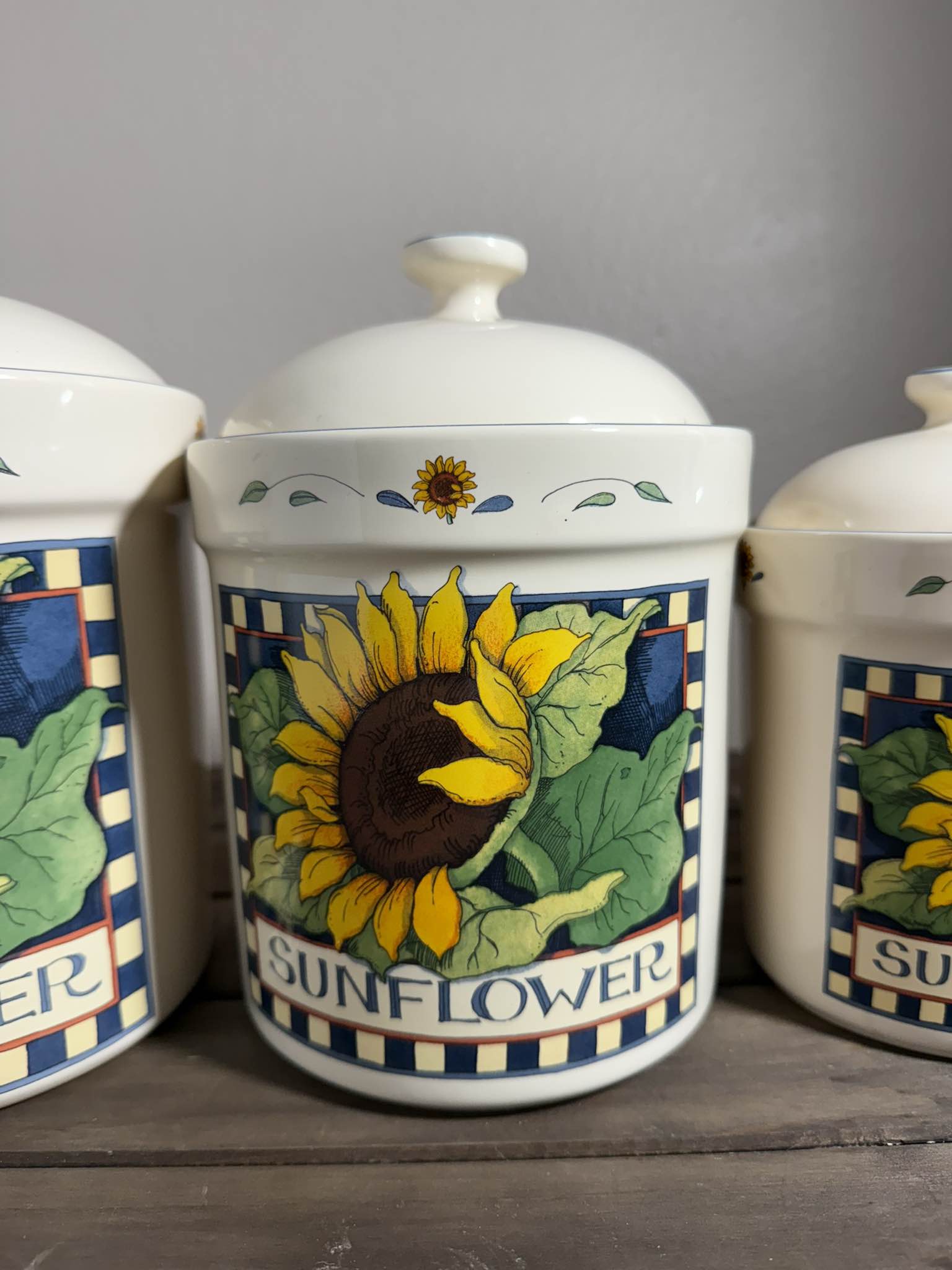 Beautiful 4-piece ceramic kitchen canister set designed by Susan