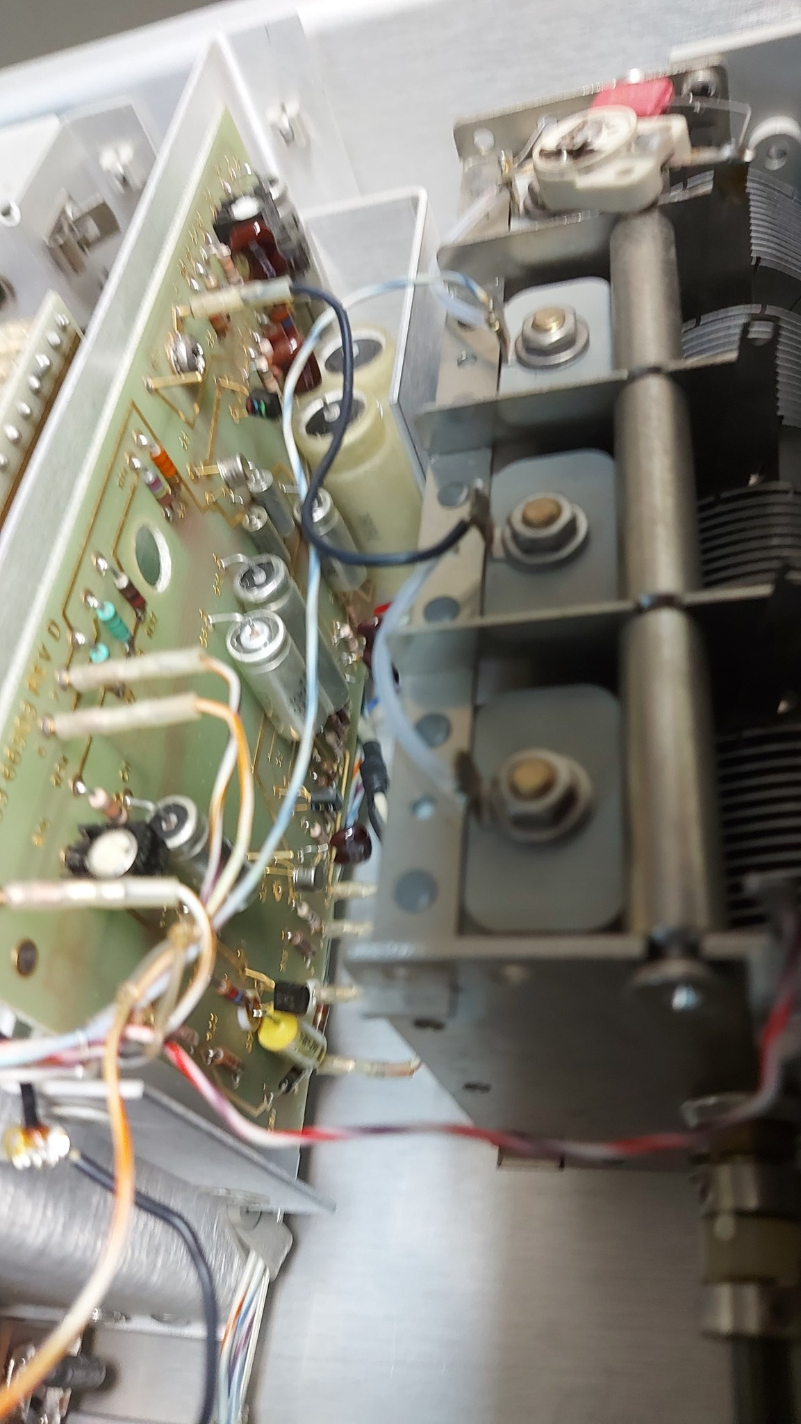 Restoring a 1960s HP 334A distortion analyzer