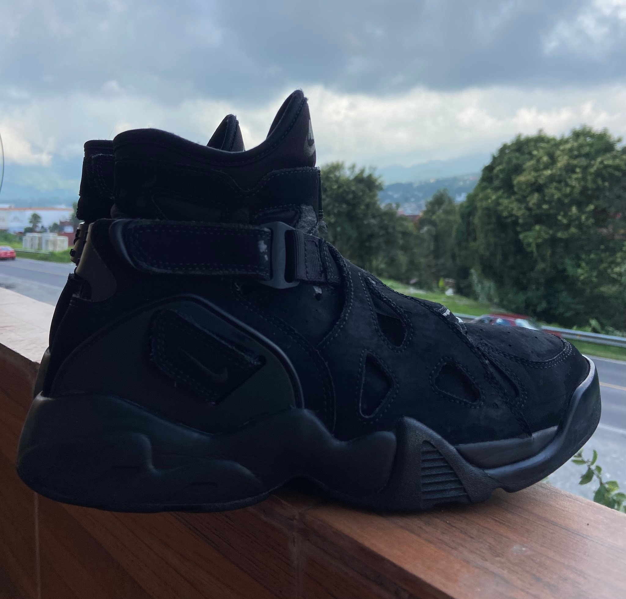 Nike Air unlimited Triple Black #5.5 $2000