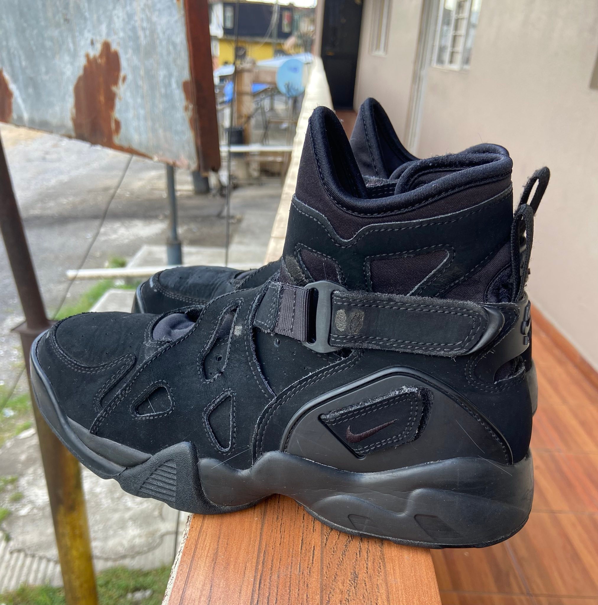 Nike Air unlimited Triple Black #5.5 $2000