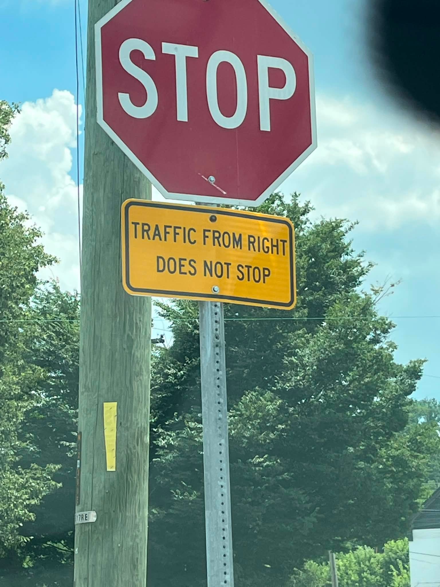 SMAP 立て看板 Can't Stop!! SMAP 立て看板 Can't Stop!! Knowlton and Crawford stop sign has