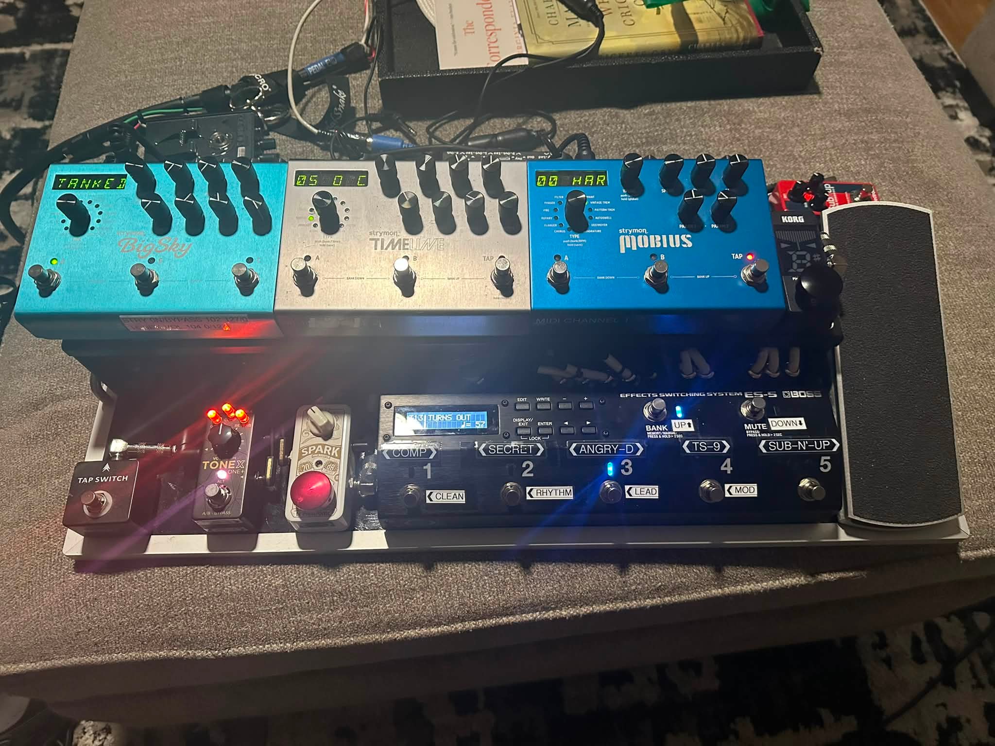Tonex pedalboard setup with midi control