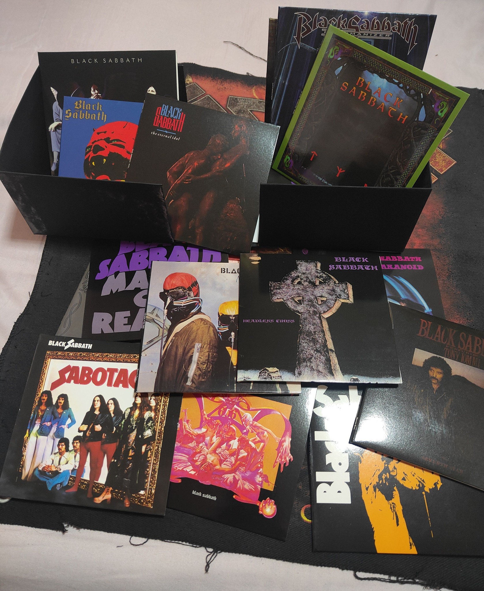 The ultimate legacy… ⚡🖤 | Black Sabbath in one box The Complete