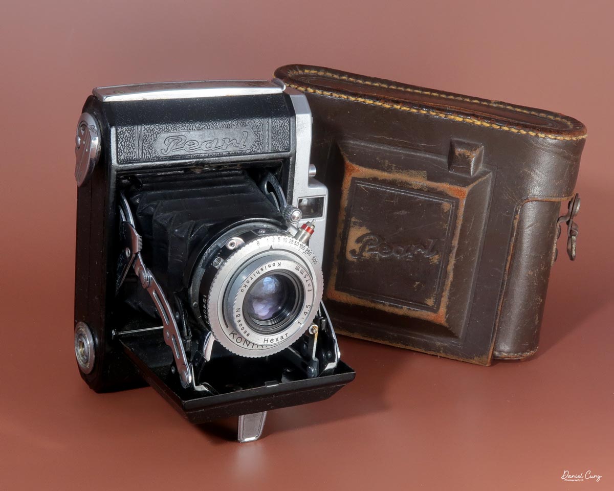 Konica Pearl IIB medium format camera review