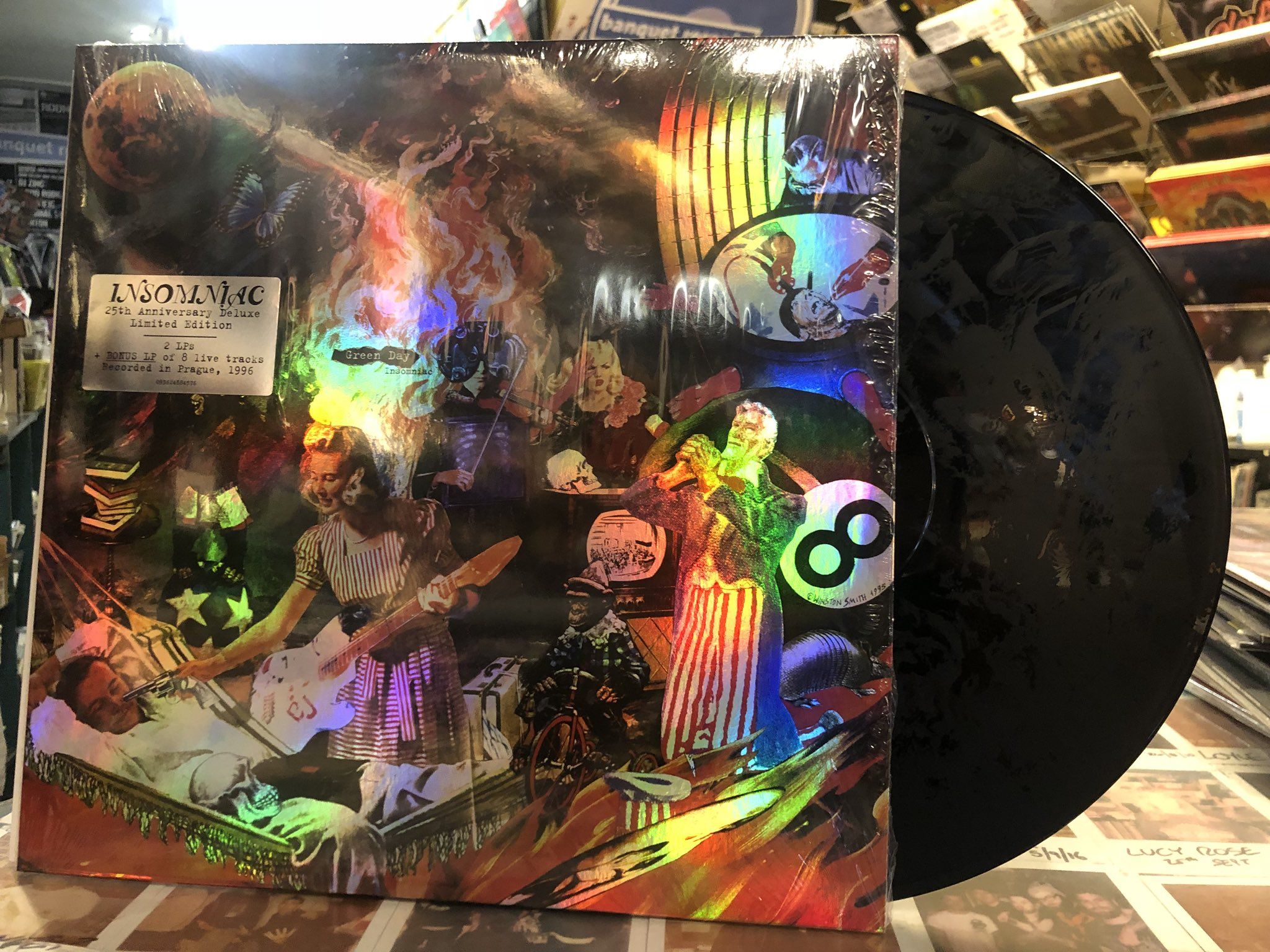 25 year anniversary of Green Day's Insomniac, comes with a live LP