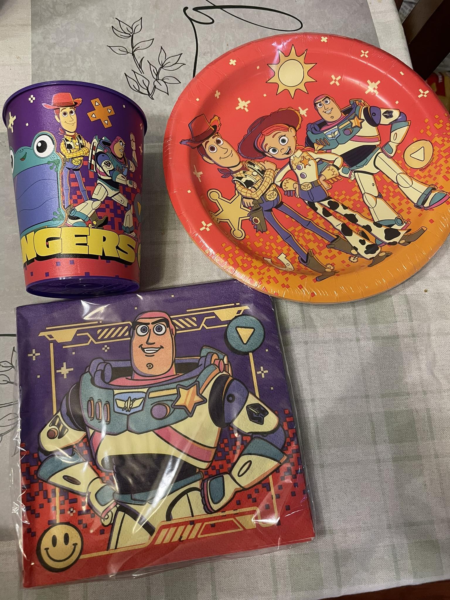 Good 2 Grow has a Toy Story 3 pack 😍🧃✨ So fun for all the Toy