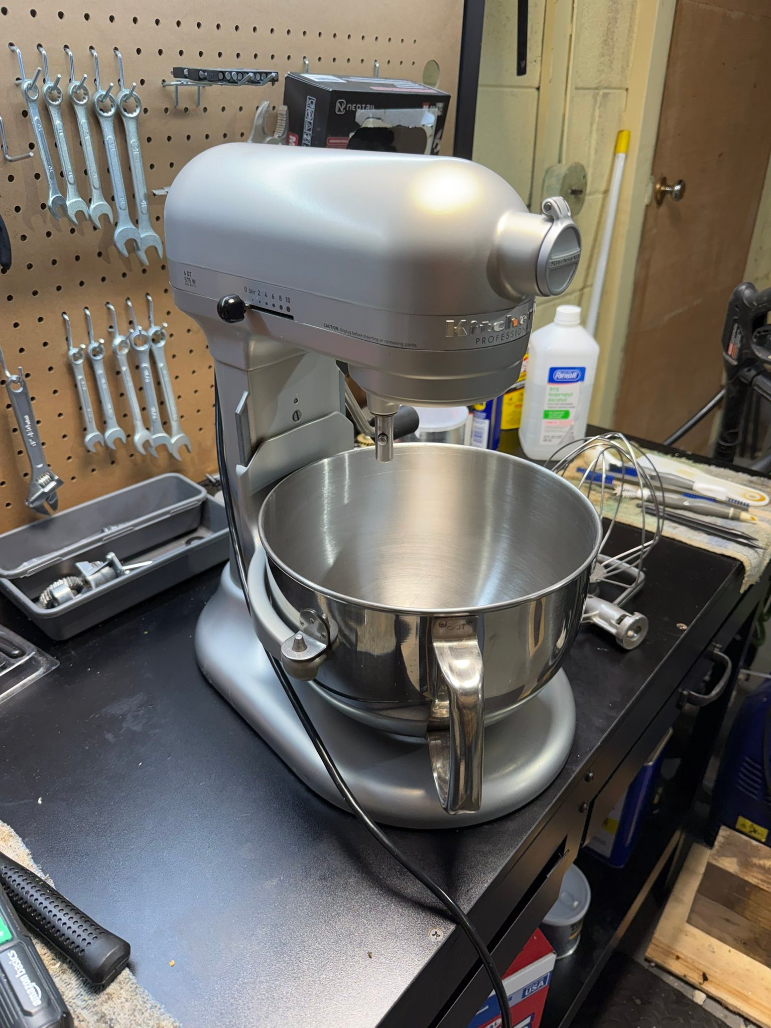 What is the fair retail value of a serviced KitchenAid Pro 600 mixer?