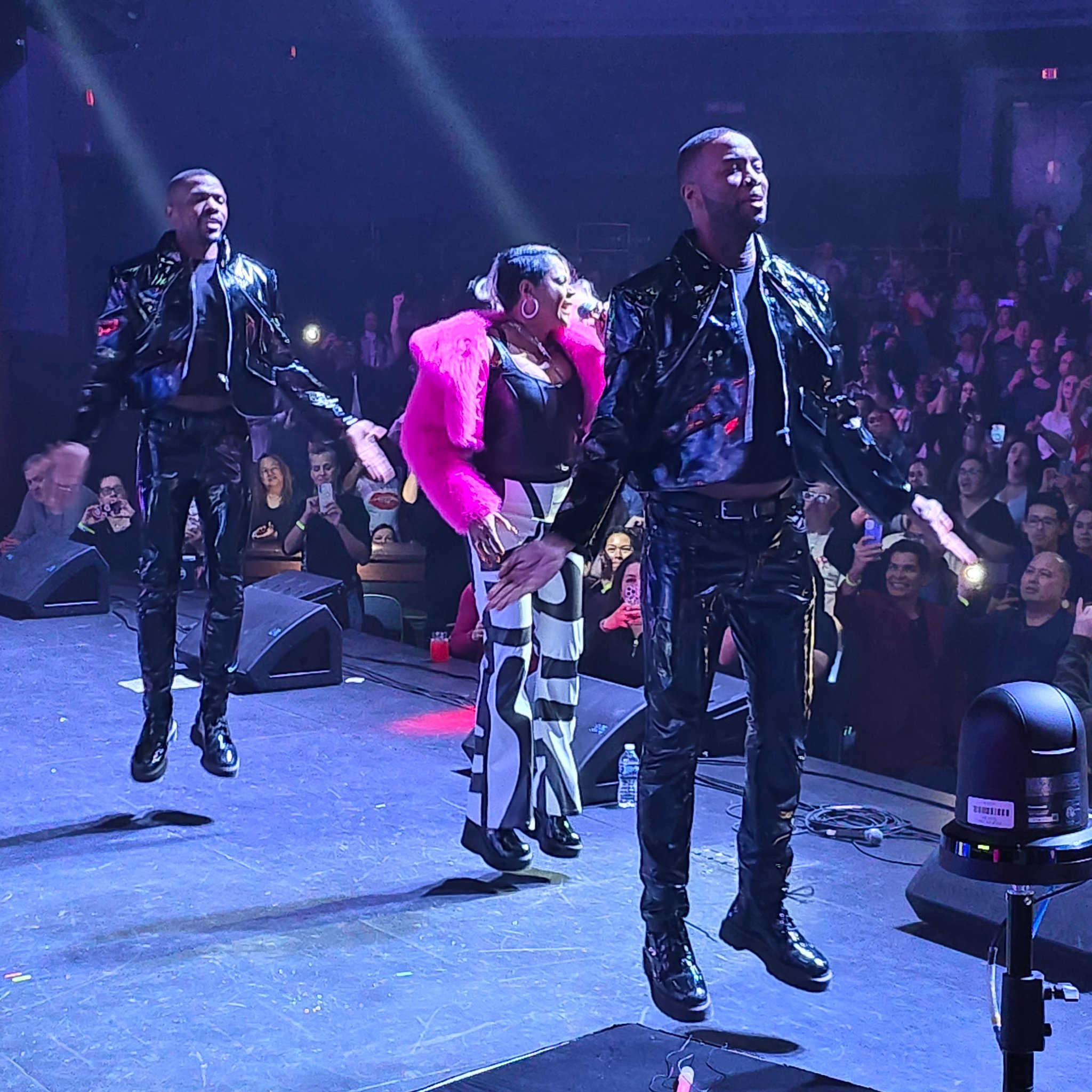 Tony - CRYSTAL WATERS LIVE AT THE You Gotta Love The 80'S & 90'S ...