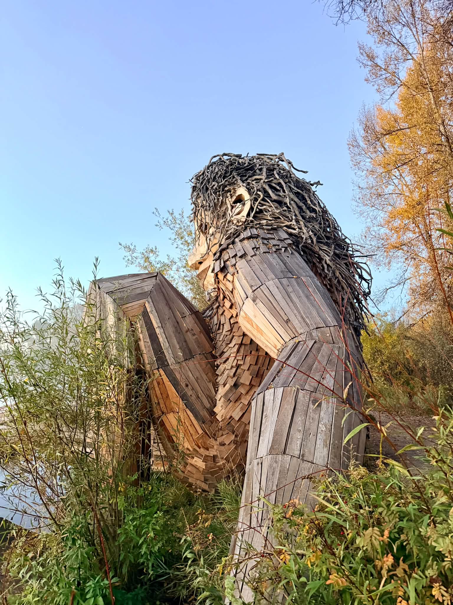 Mama Mimi troll in Jackson, Wyoming features icy bridges