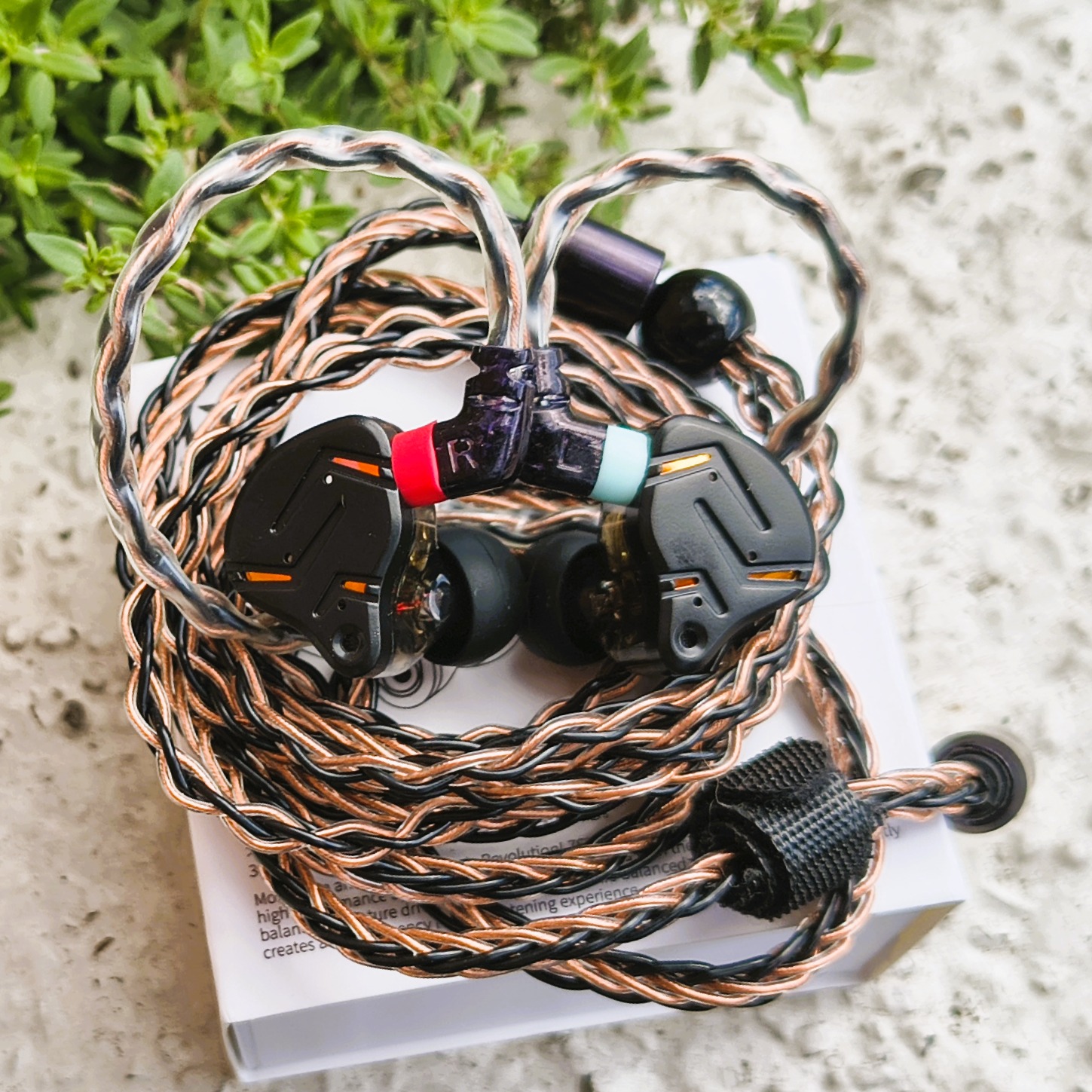 KZ Zenith earphone review with ultra-linear Driver-X