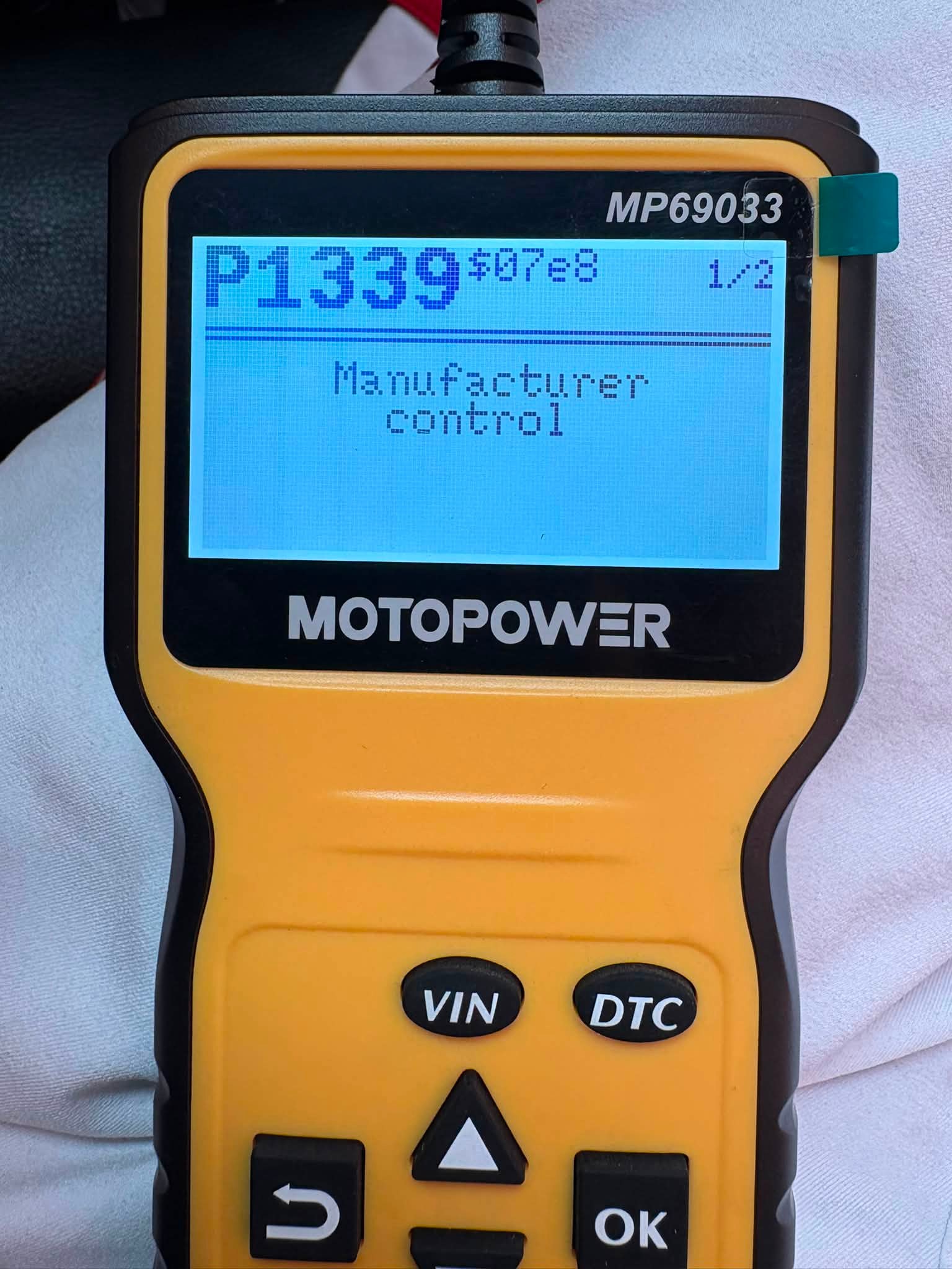 BMW E89 Z4 N20 engine fault codes persist after camshaft sensor
