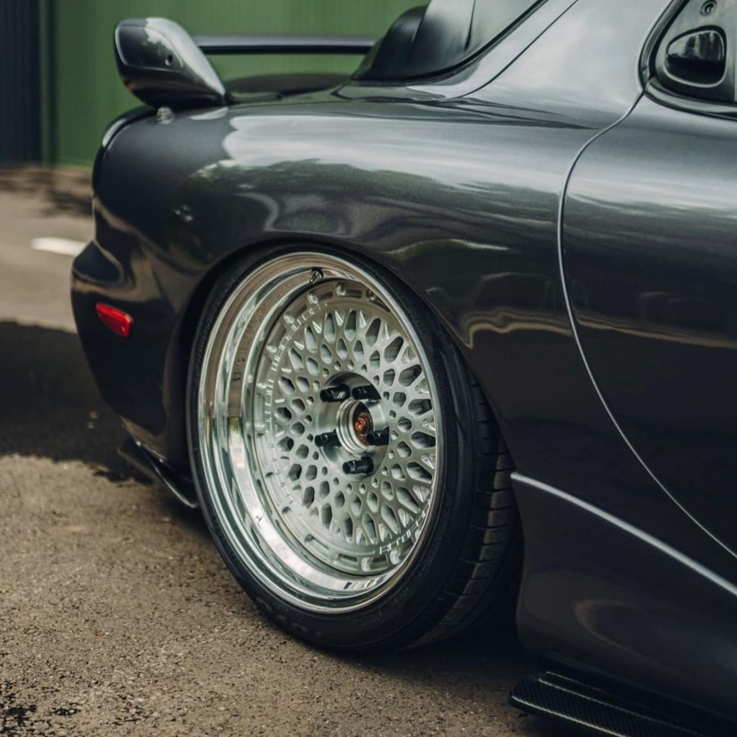 Rotiform - RX7 👽 Forged #Rotiform LHR-M #mazda #rx7 @the_kyza | Facebook