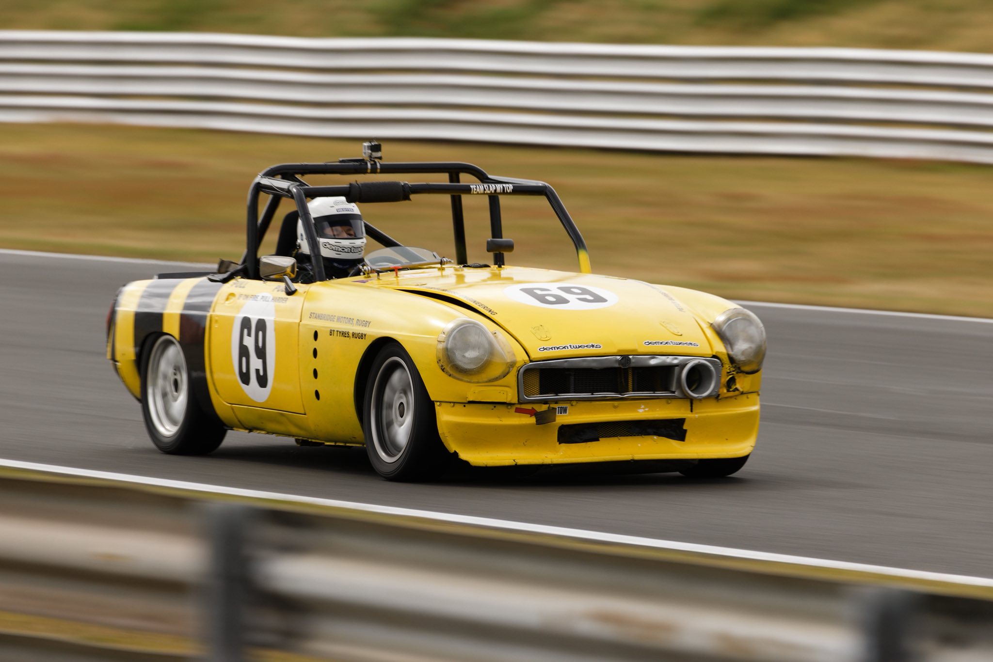 Konica Hexanon 400mm f4.5 lens test at race track