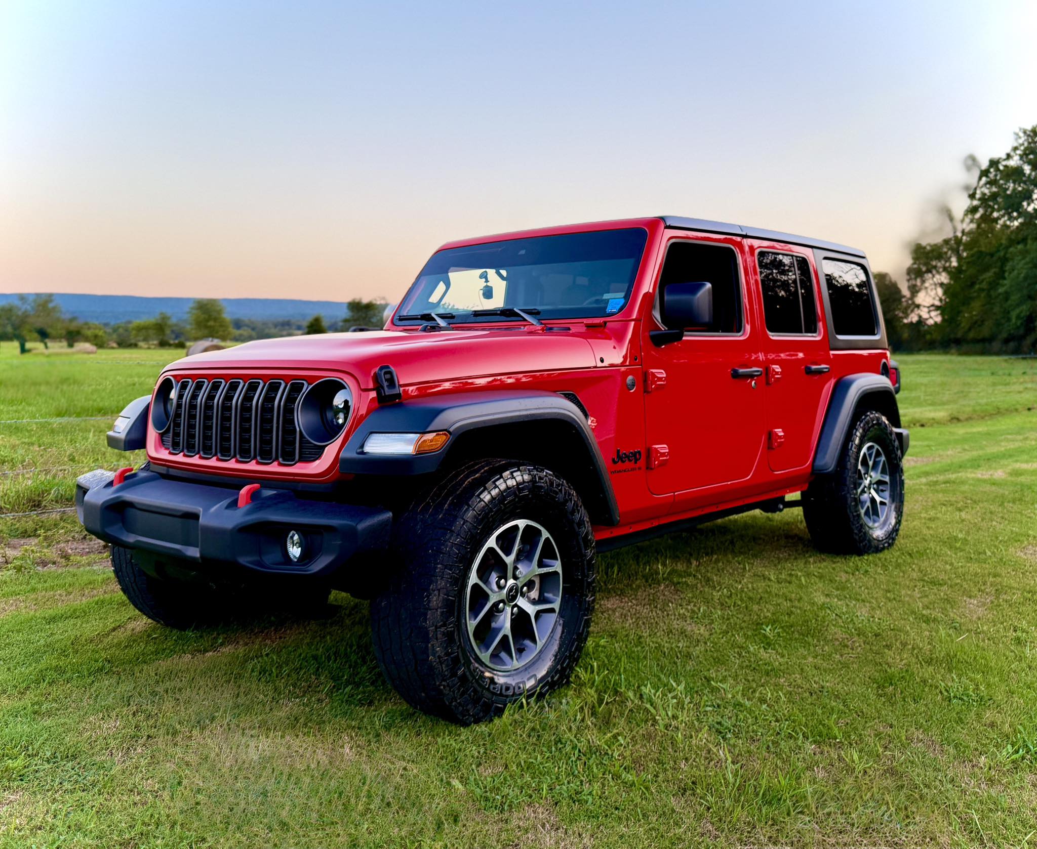 315/70/17 tires fit on stock jlu