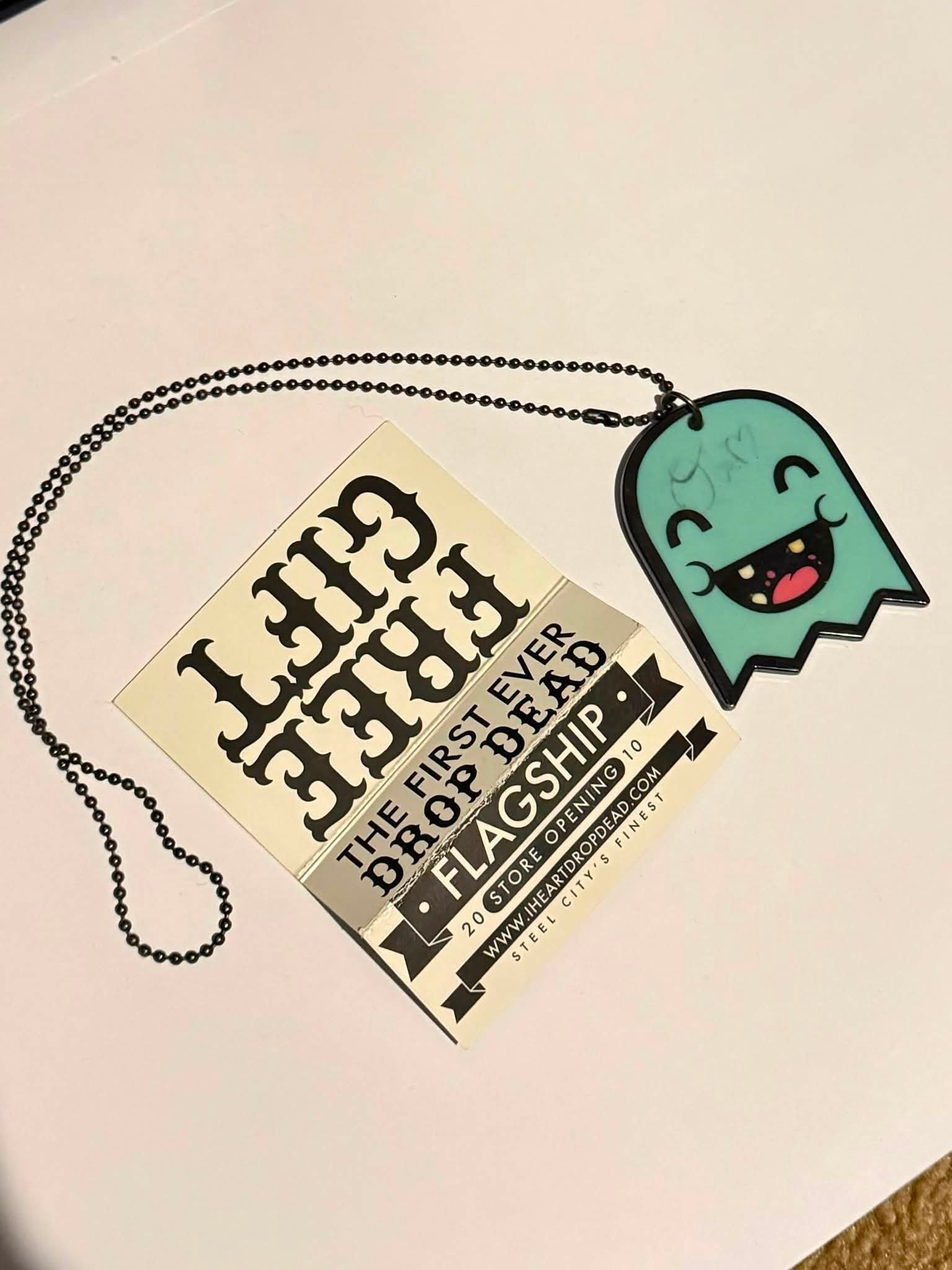 Authenticity of Bring Me The Horizon signatures on Drop Dead shirt