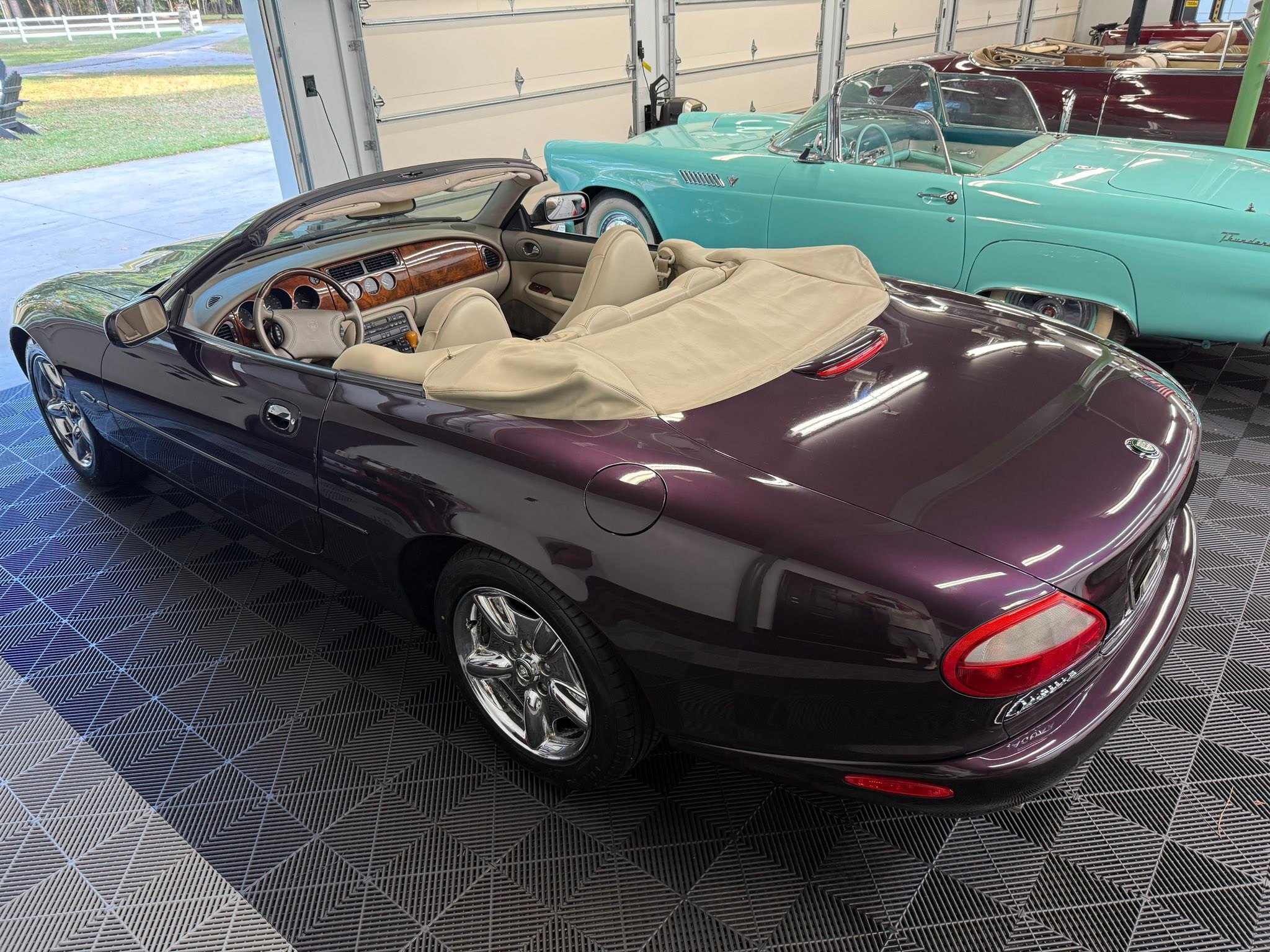 1998 jag xk8 in amaranth purple metallic