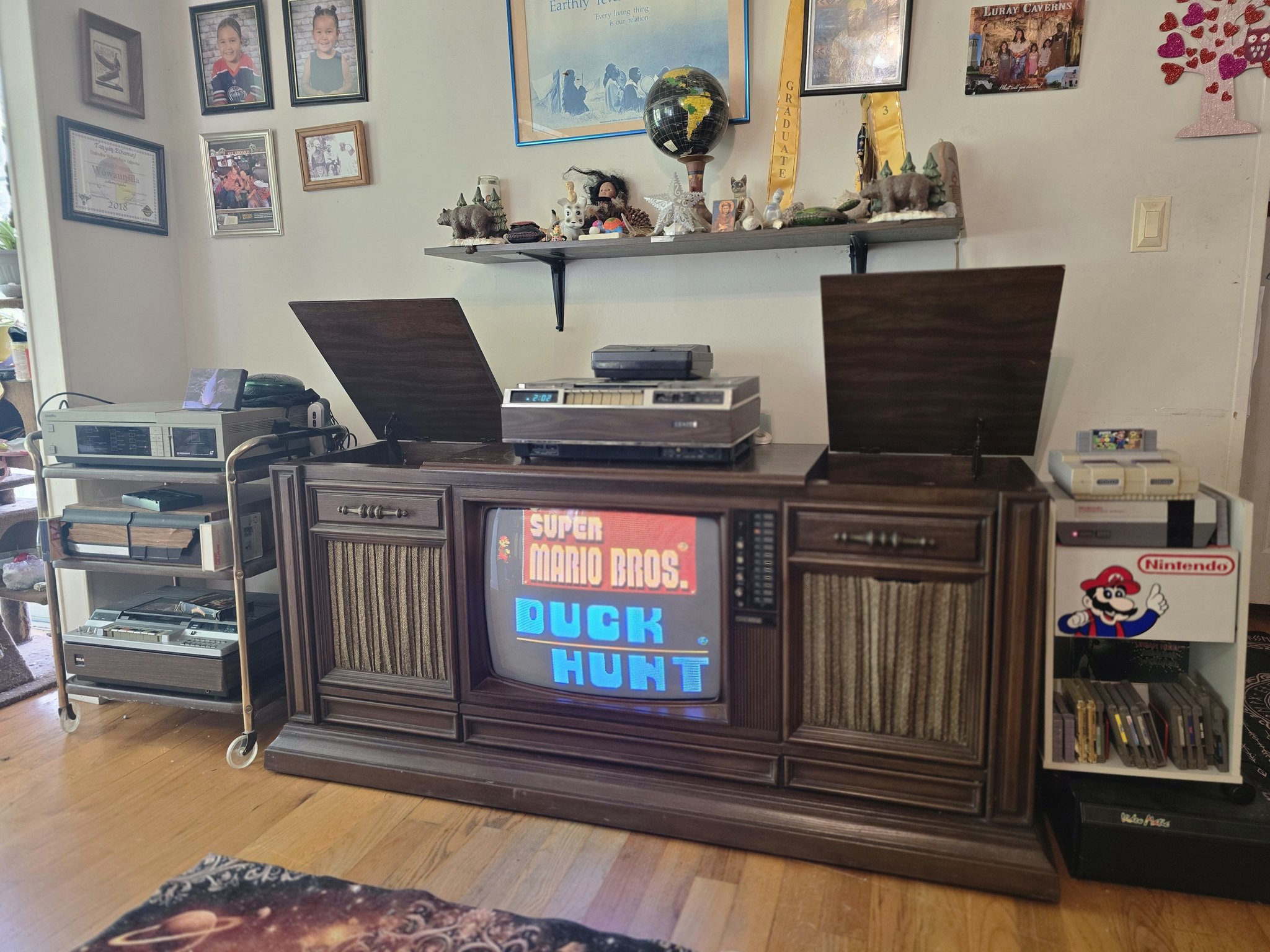 Restoring a 1978 Curtis Mathes combo TV and stereo system