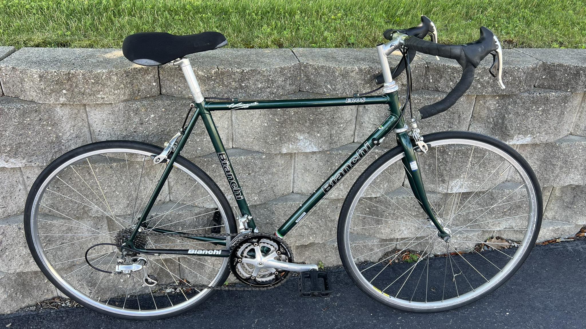 What is the model year of a Bianchi Eros bicycle?