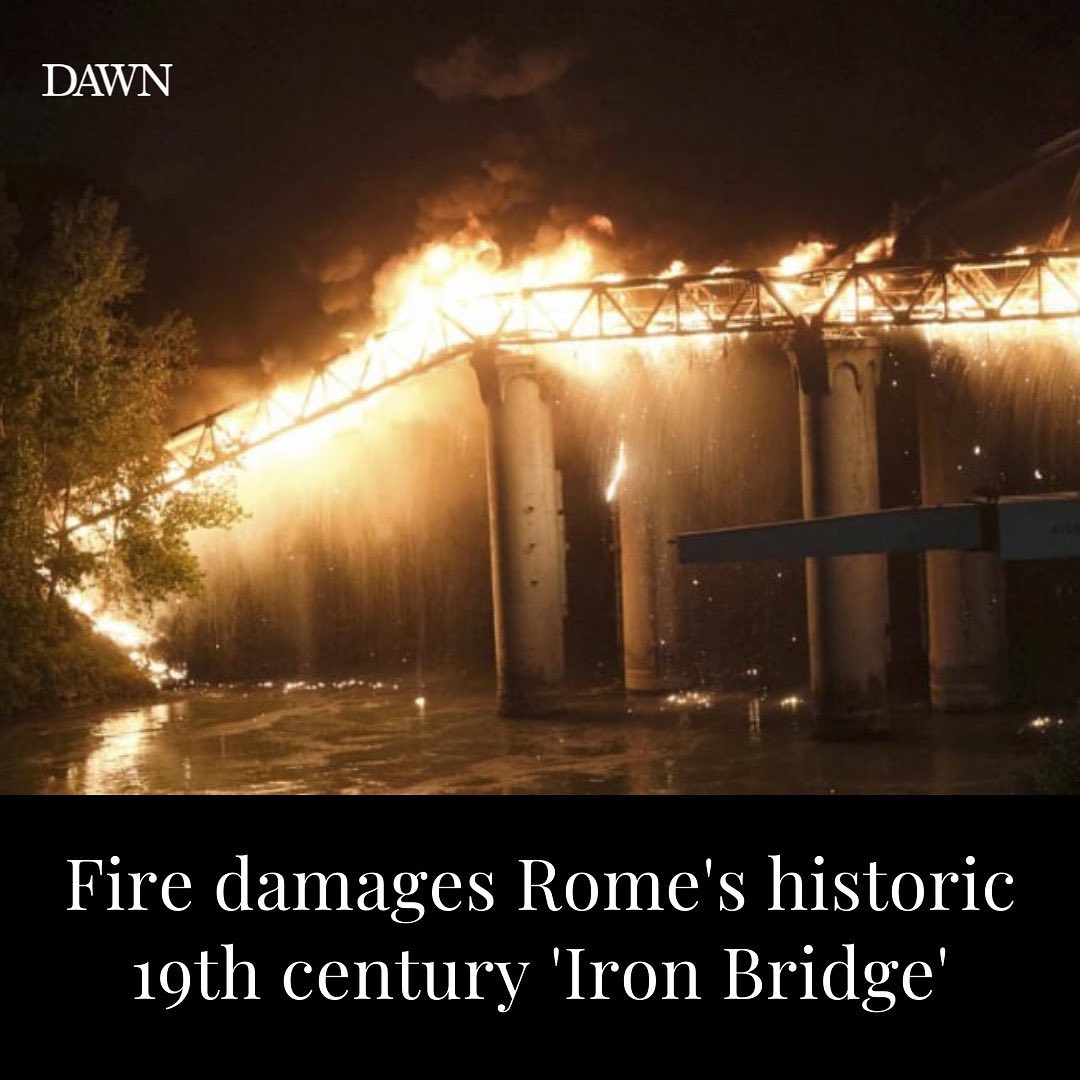 Dawn.com - A huge fire on Saturday night severely damaged Rome's famed ...