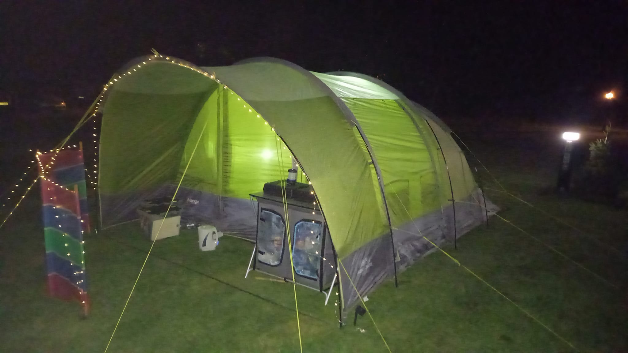 countryside zelt kaufland MRKU 1 Sekunde Geschwindigkeit öffnen vollautomatisches Outdoor tragbares faltbares Campingzelt regendichte Verdickung Sport & Freizeit Tente de Camping Automatique F65 Eagle Size:20' (Actual Fabric 19'3'')