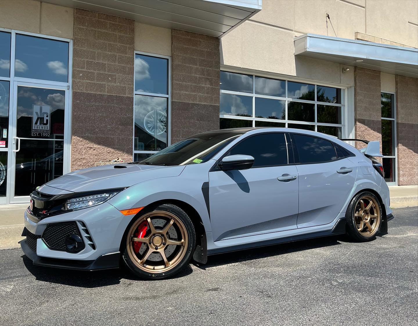 Honda Civic Type R 🇯🇵 -... - KC Trends Motorsports