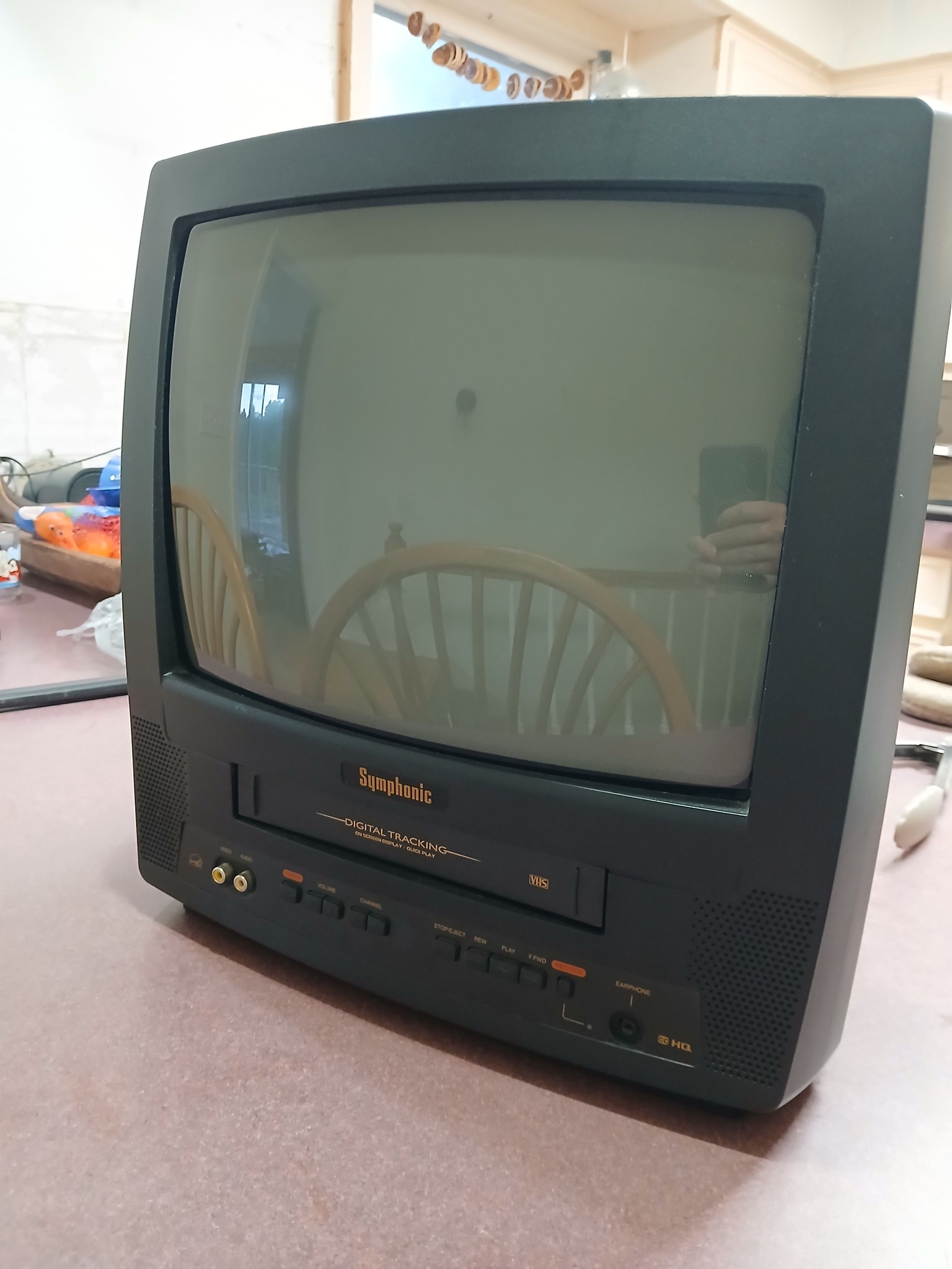 How to fix a Symphonic TV that turns on for 5 seconds then shuts off?