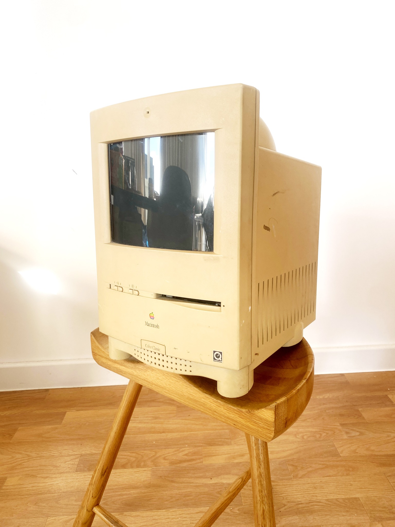 Macintosh Quadra 700🍎