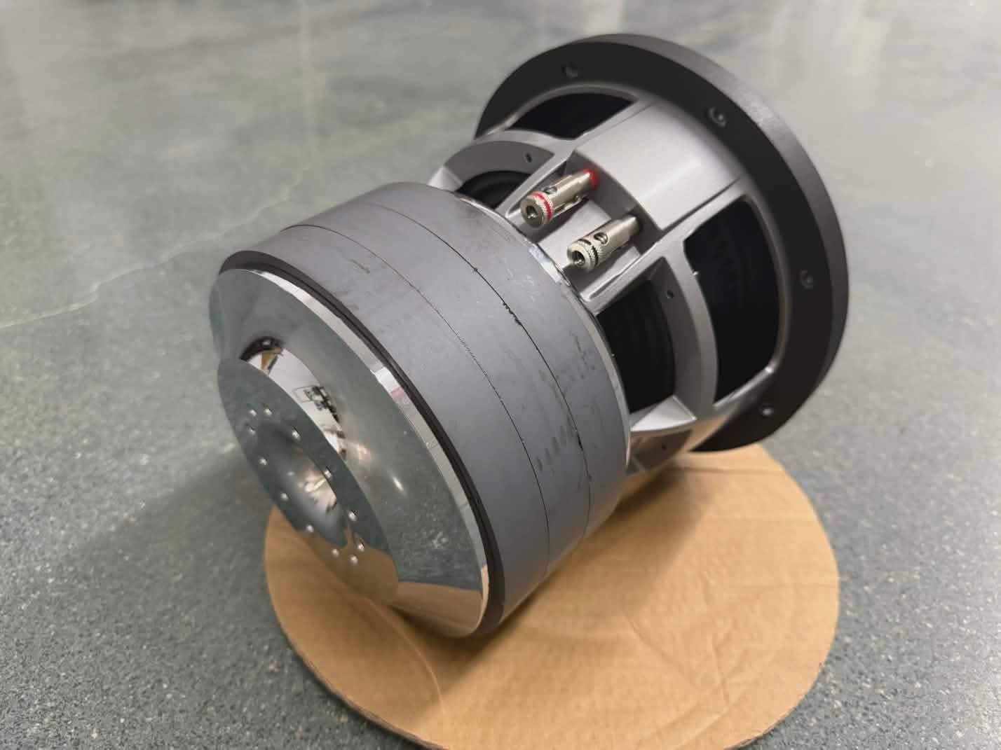 How's this for the 8” 900w DVX subwoofie 🔊