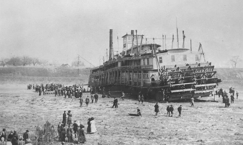 Steamboat East St. Louis, circa 1915 from the John Hartford