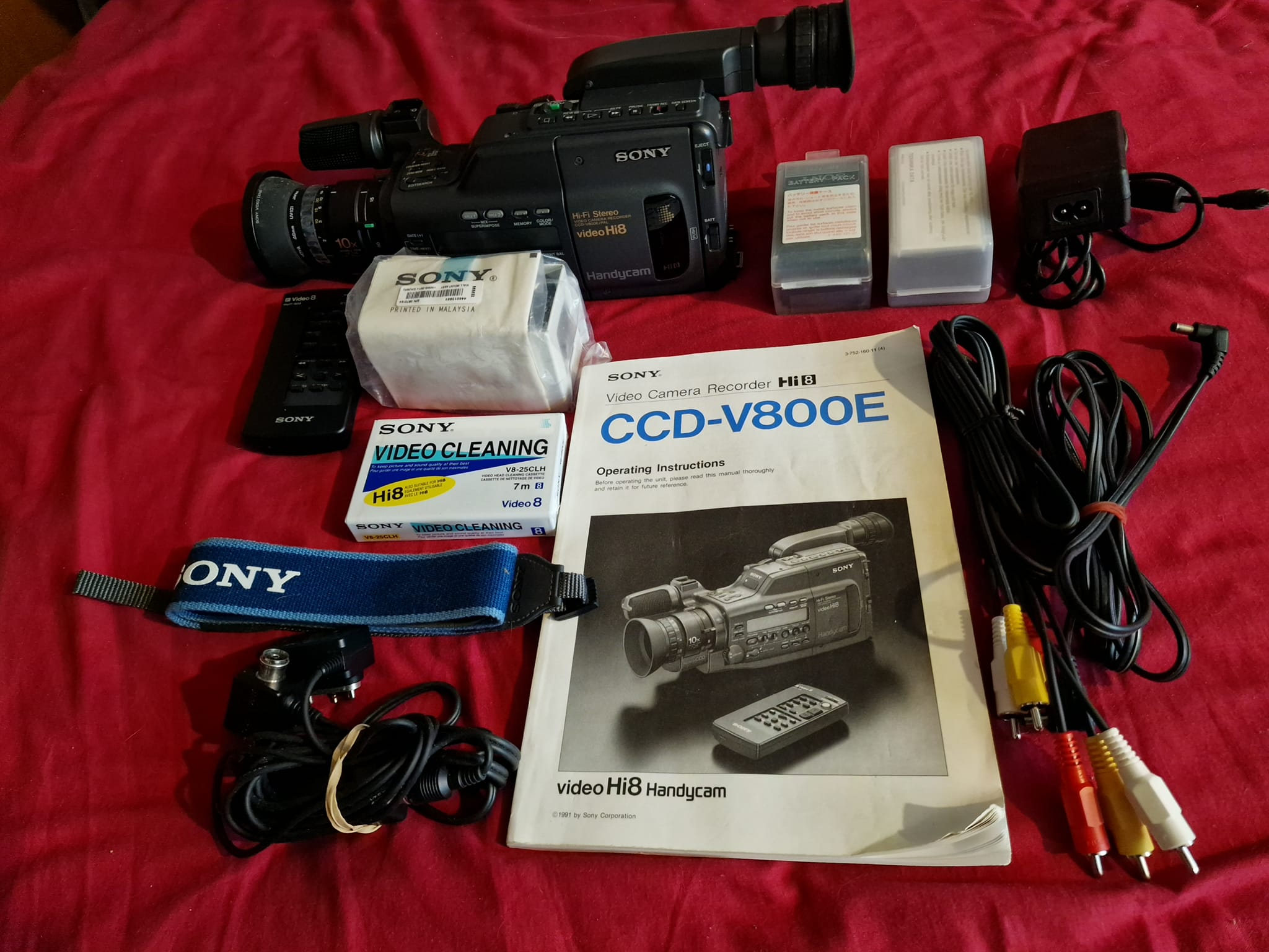 Sony V800E Hi8 camcorder in near new condition