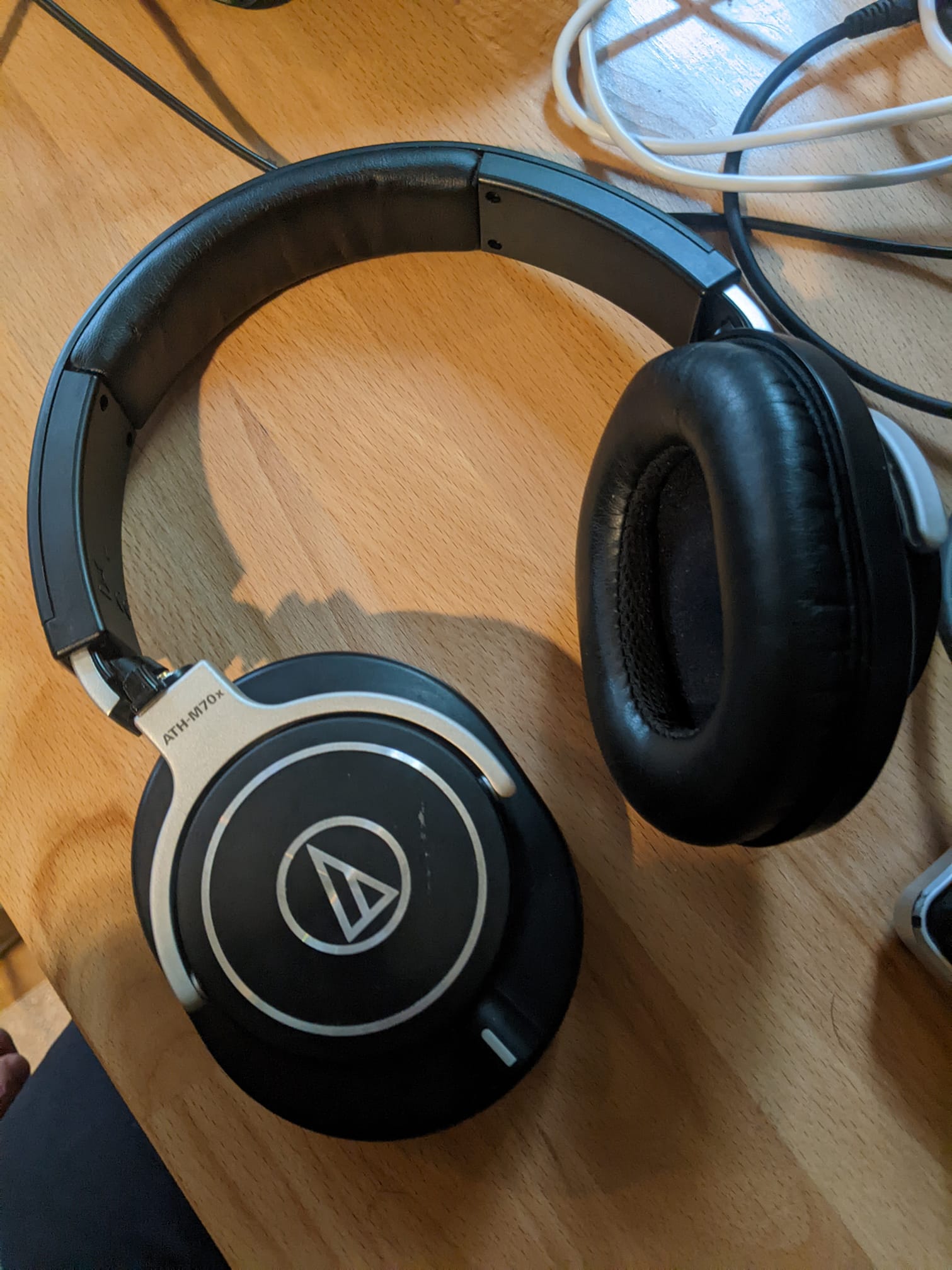 Audio-Technica ATH-M70X headphones have a design flaw