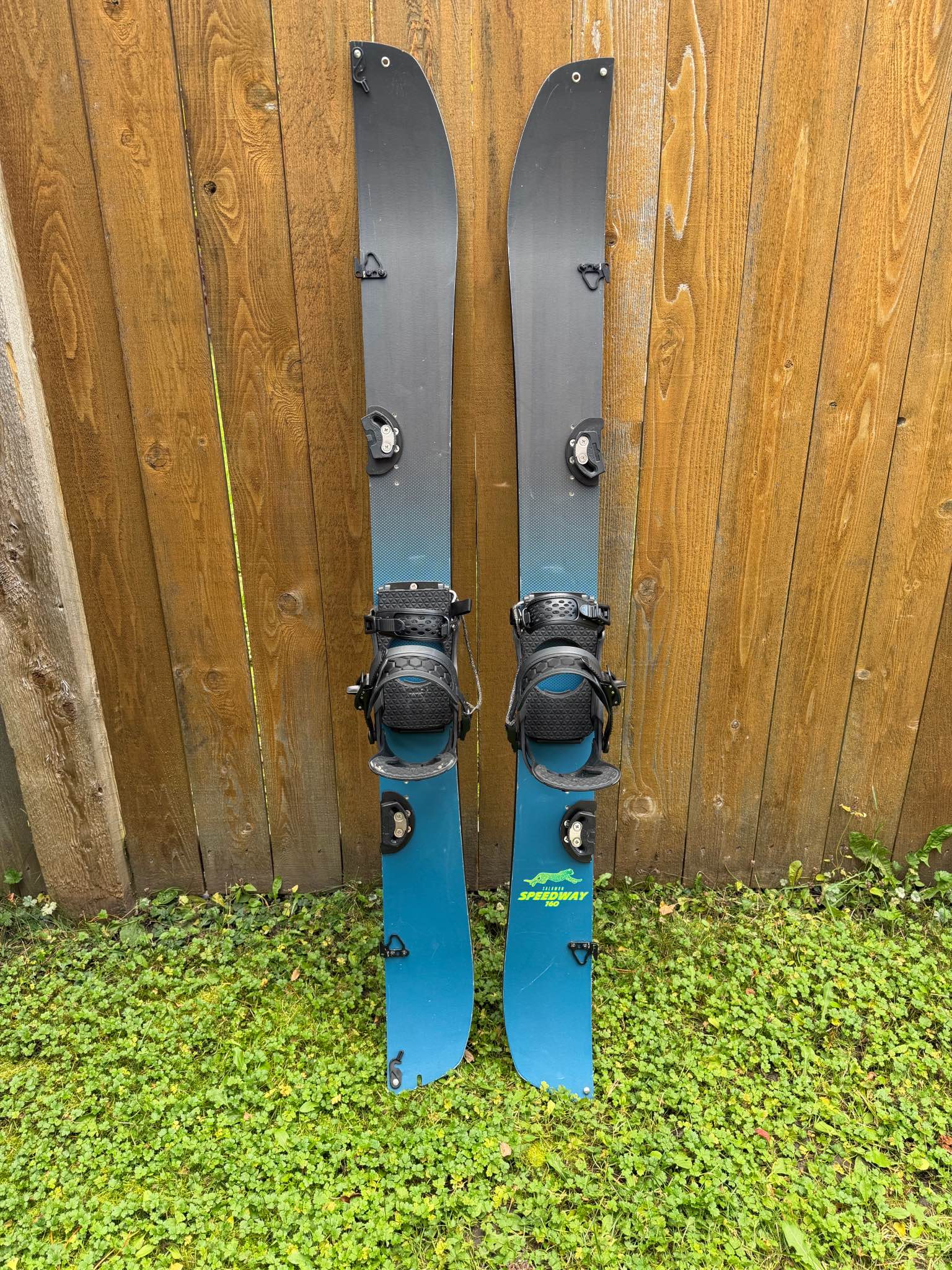 The snow is coming! Salomon Speedway 160 split board with skins