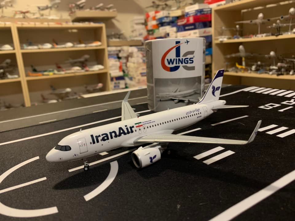 Model: A300B2-200