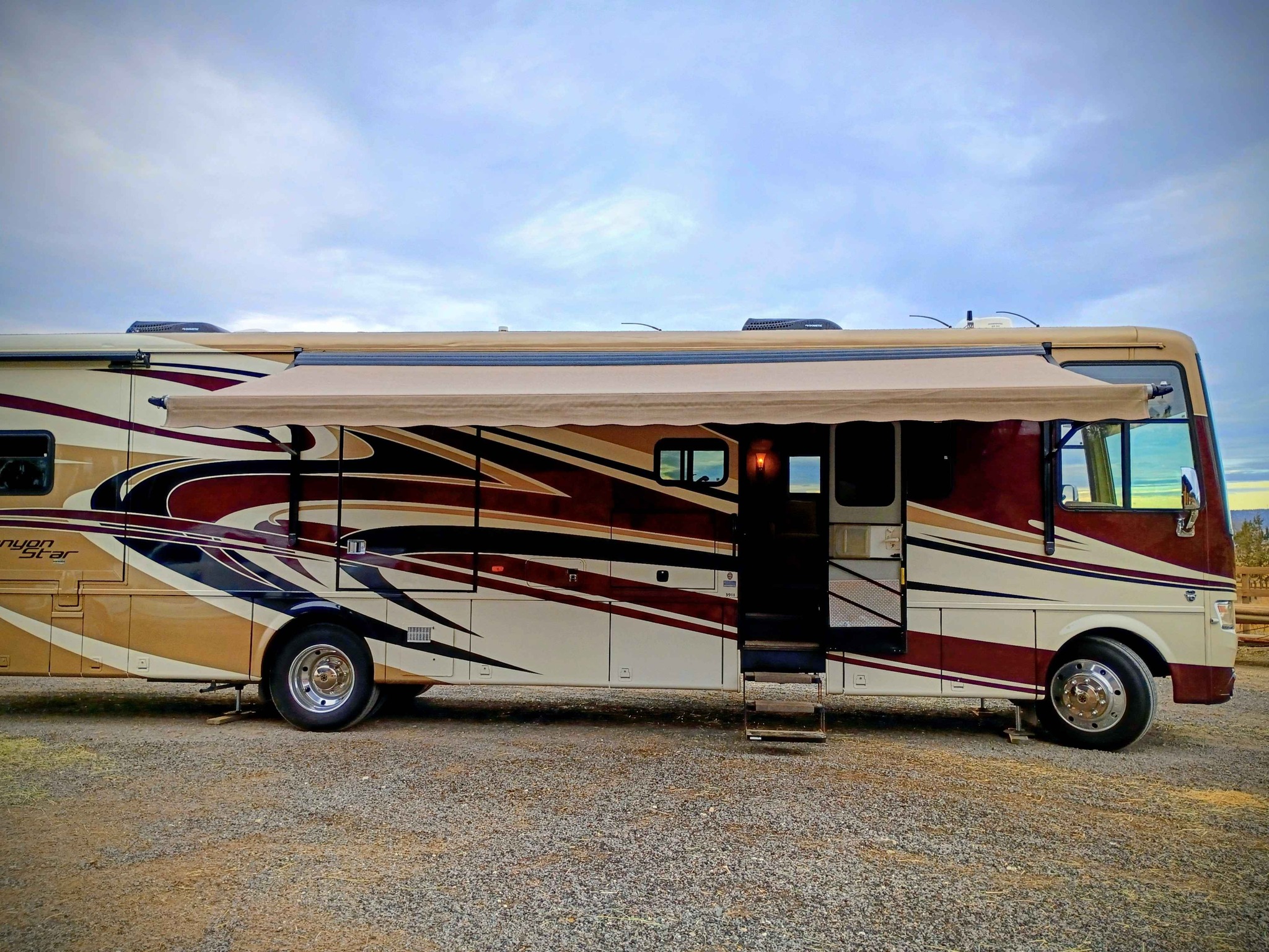 2013 Newmar Canyon Star 3911 ADA Wheelchair - RVs & Campers ...