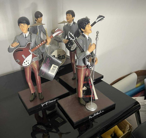THE BEATLES Hamilton figure set 1991
