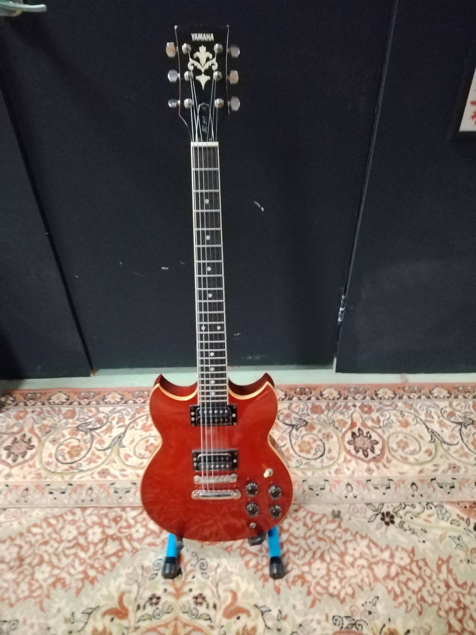 My YAMAHA SG graffiti 😍