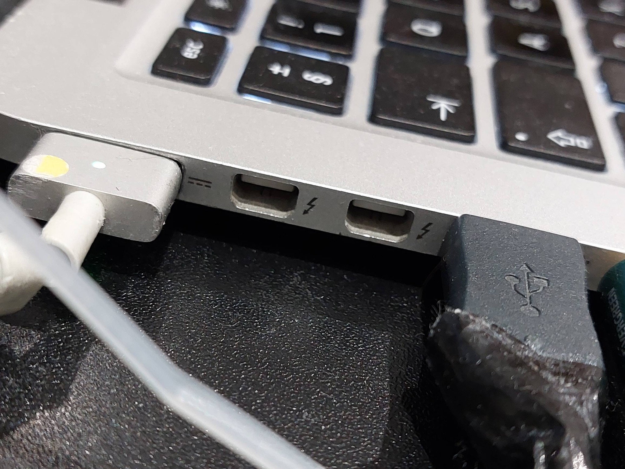 Black Magic Intensity Shuttle Thunderbolt setup on MacBook Pro