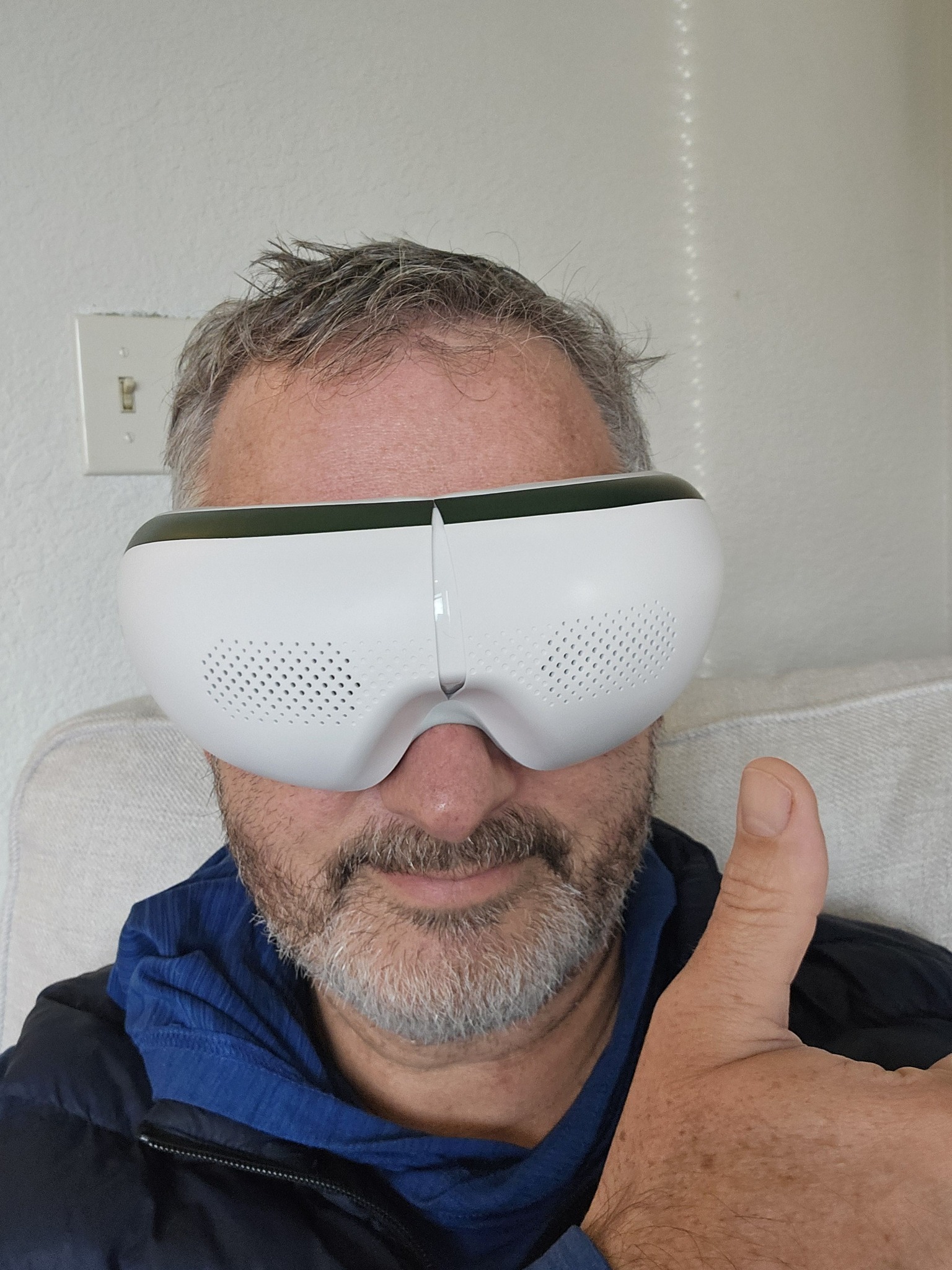 Galaxy G-One Eye Massager for relaxing self care
