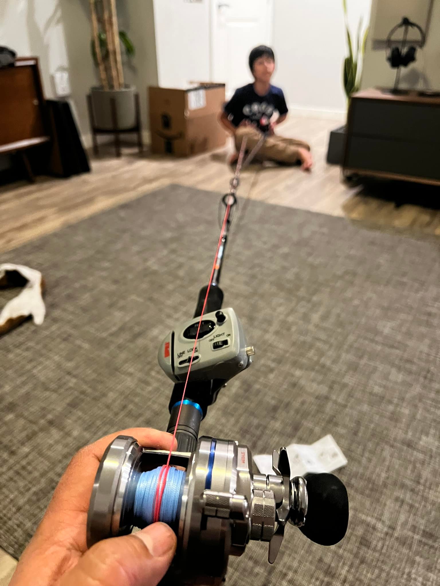 electronic line measuring fishing reel 0-999M Counter,Digital Portable Fishing Line Counter Feet Line Counter Fishing Reels for Fishing : Sports & Outdoors Uses 2 AAA batteries Measuring fishing line with a