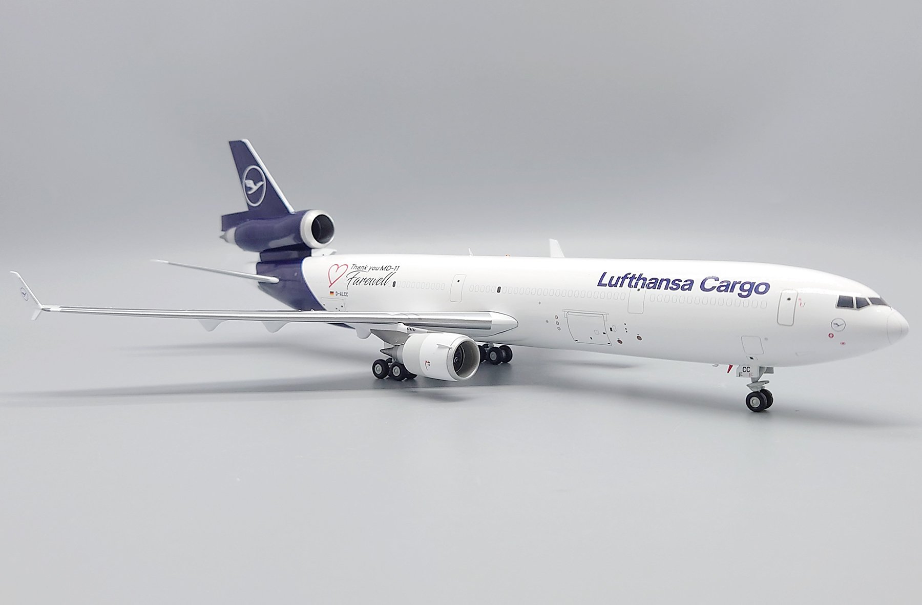 1:200 Lufthansa Cargo MD-11F Farewell
