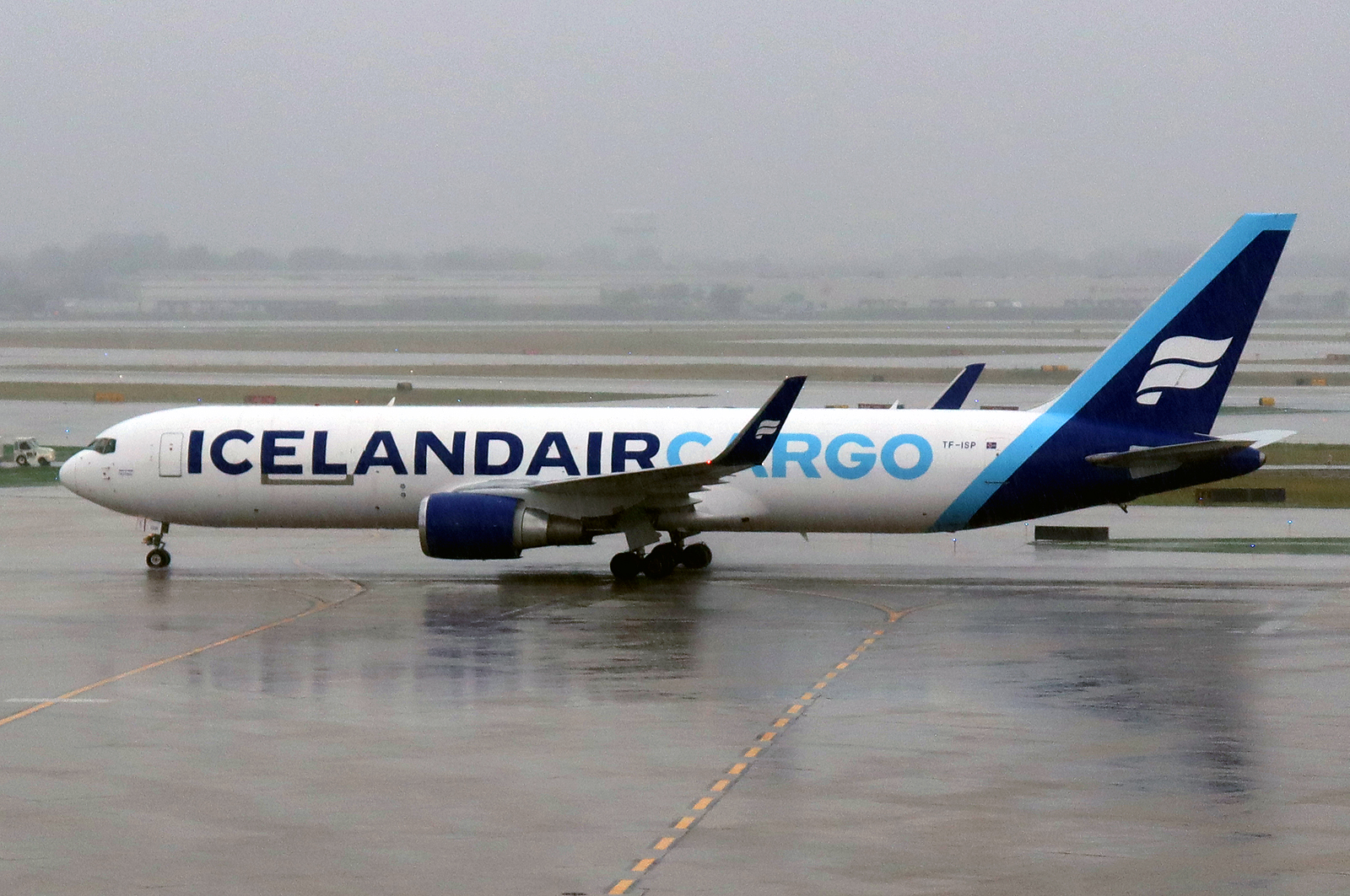 Icelandair Cargo 767-319ERBCF TF-ISP at ORD. I took this photo on