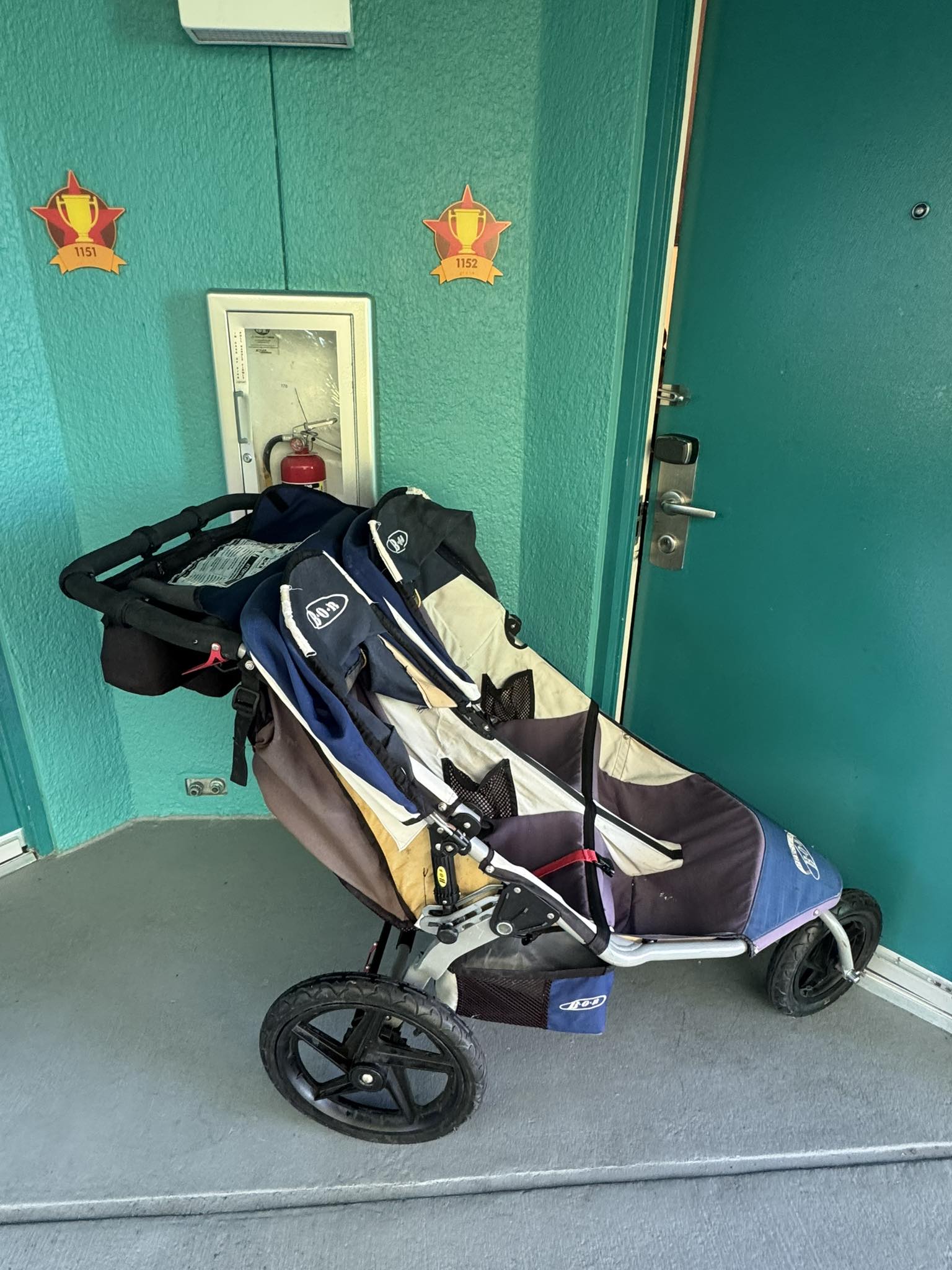 does britax pioneer convert to backless booster Highpoint 2-Stage Belt-Positioning Seat Color:Matte CHarcoal position headrest is quick Bianchi Campione D'Italia 53 Retail Jigs