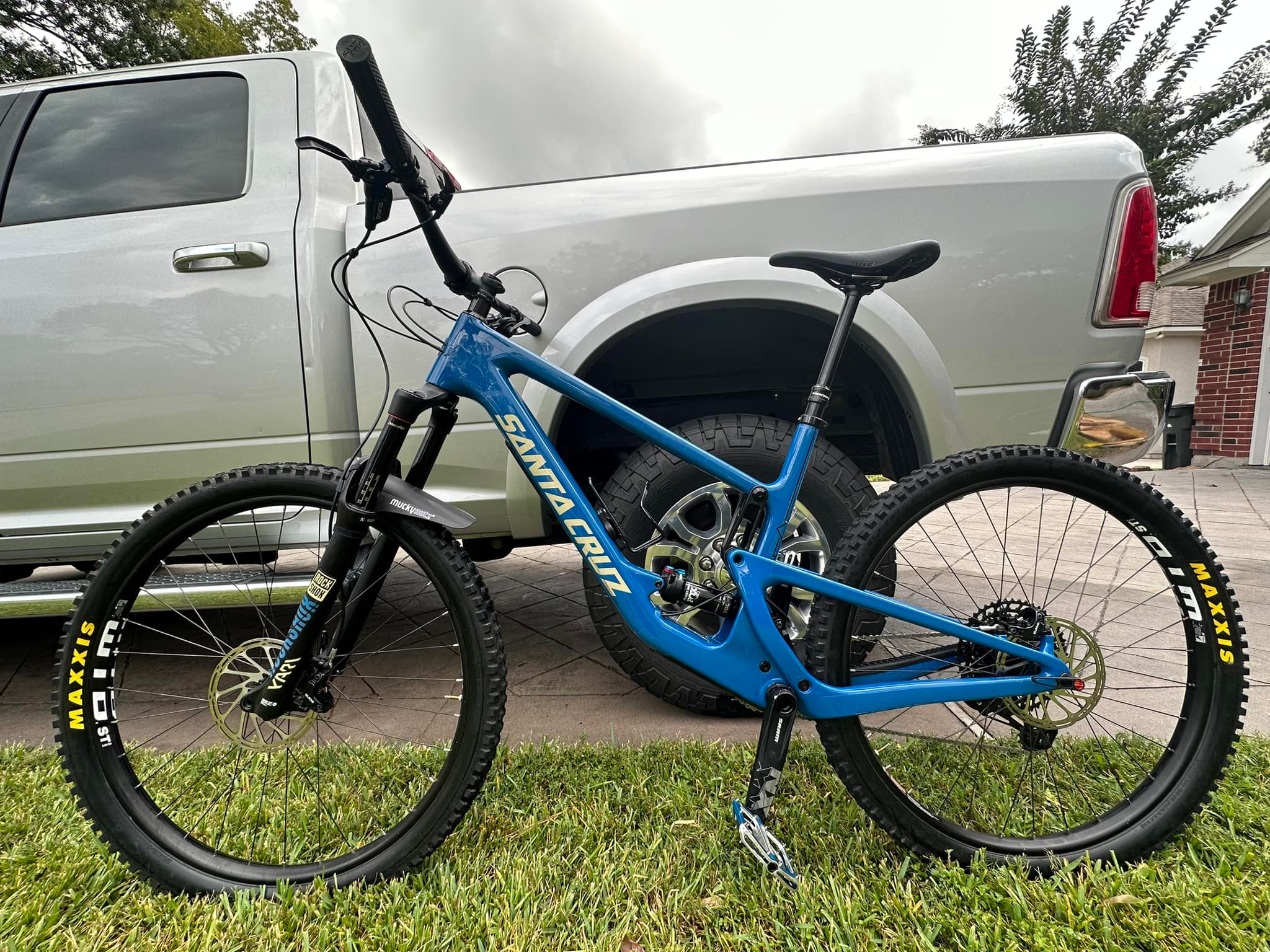 2020 SANTA CRUZ TALLBOY V4 CC 29er – SIZE M – CUSTOM HIGH-END